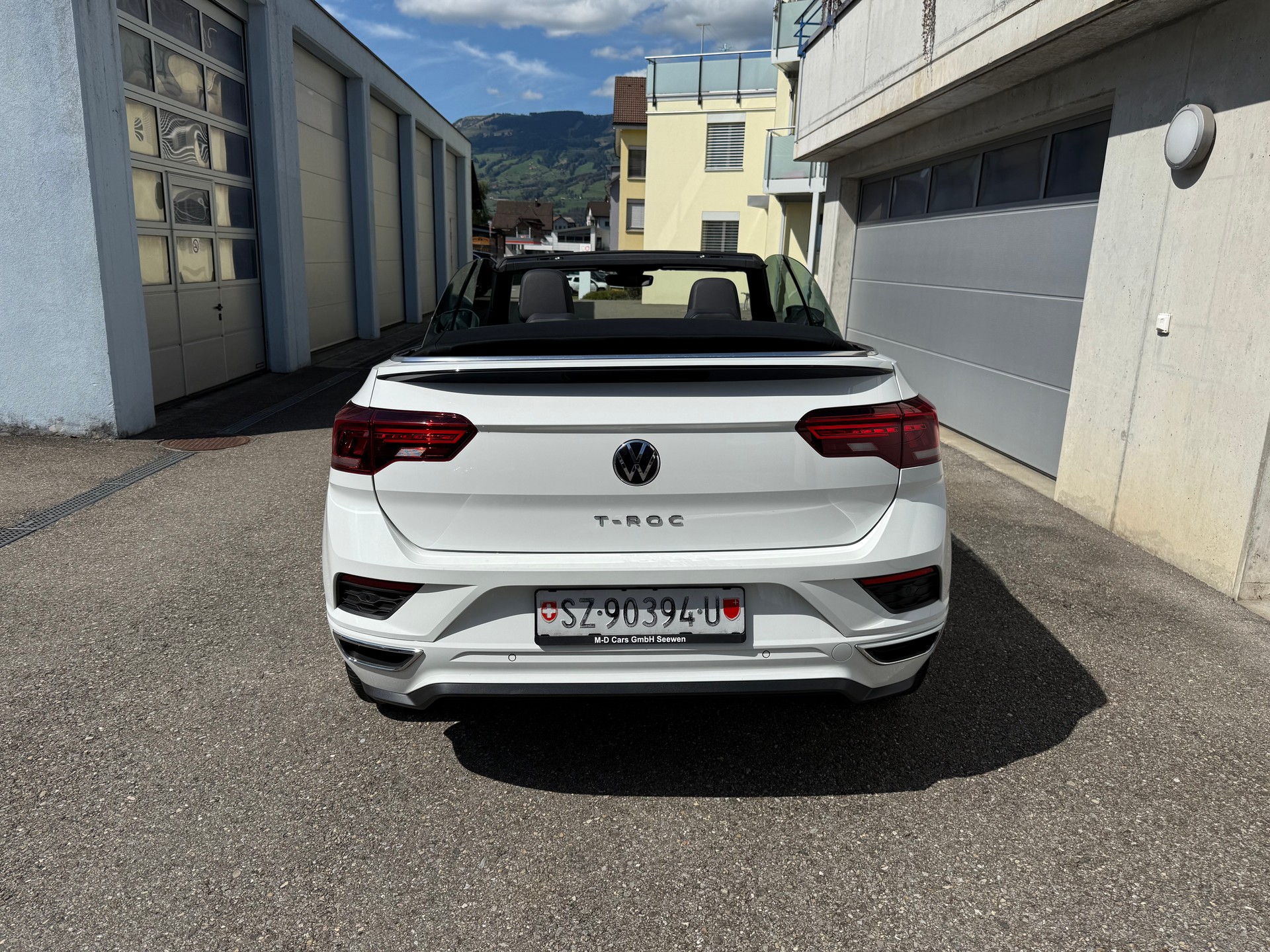 VW T-Roc Cabriolet 1.5 TSI R-LINE EVO Advance DSG-image-4