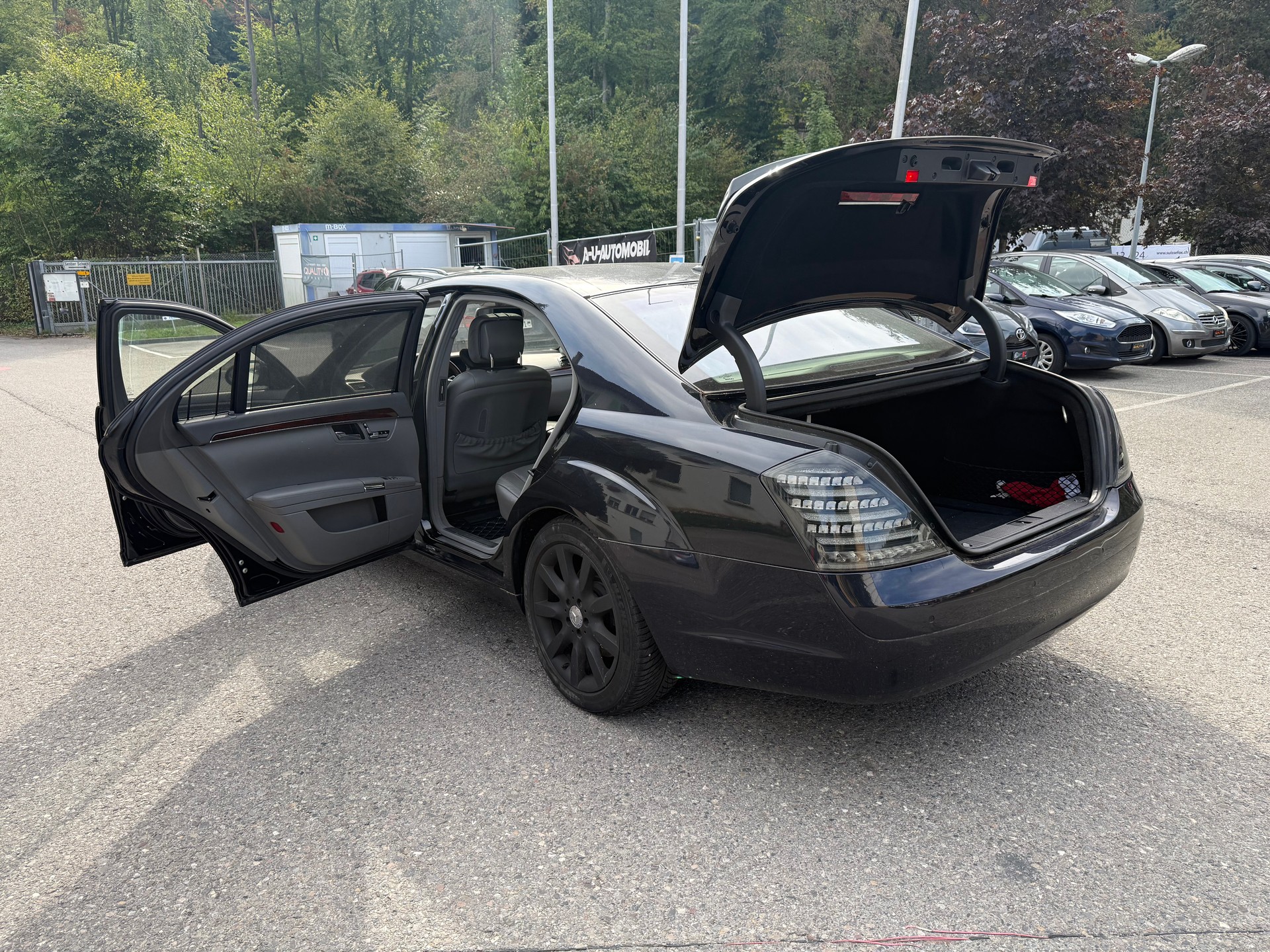 MERCEDES-BENZ S 500 4Matic 7G-Tronic-image-16