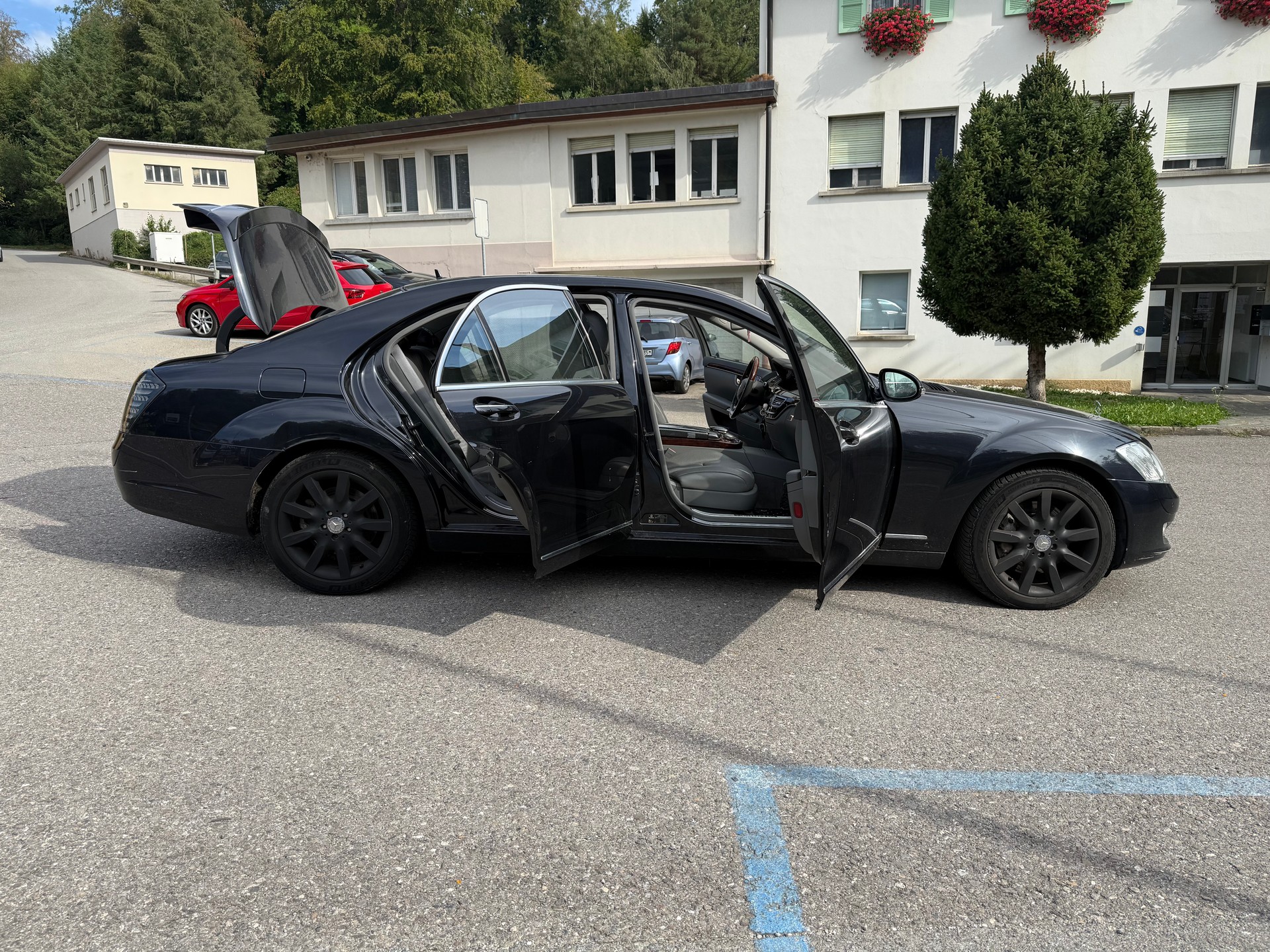 MERCEDES-BENZ S 500 4Matic 7G-Tronic-image-19