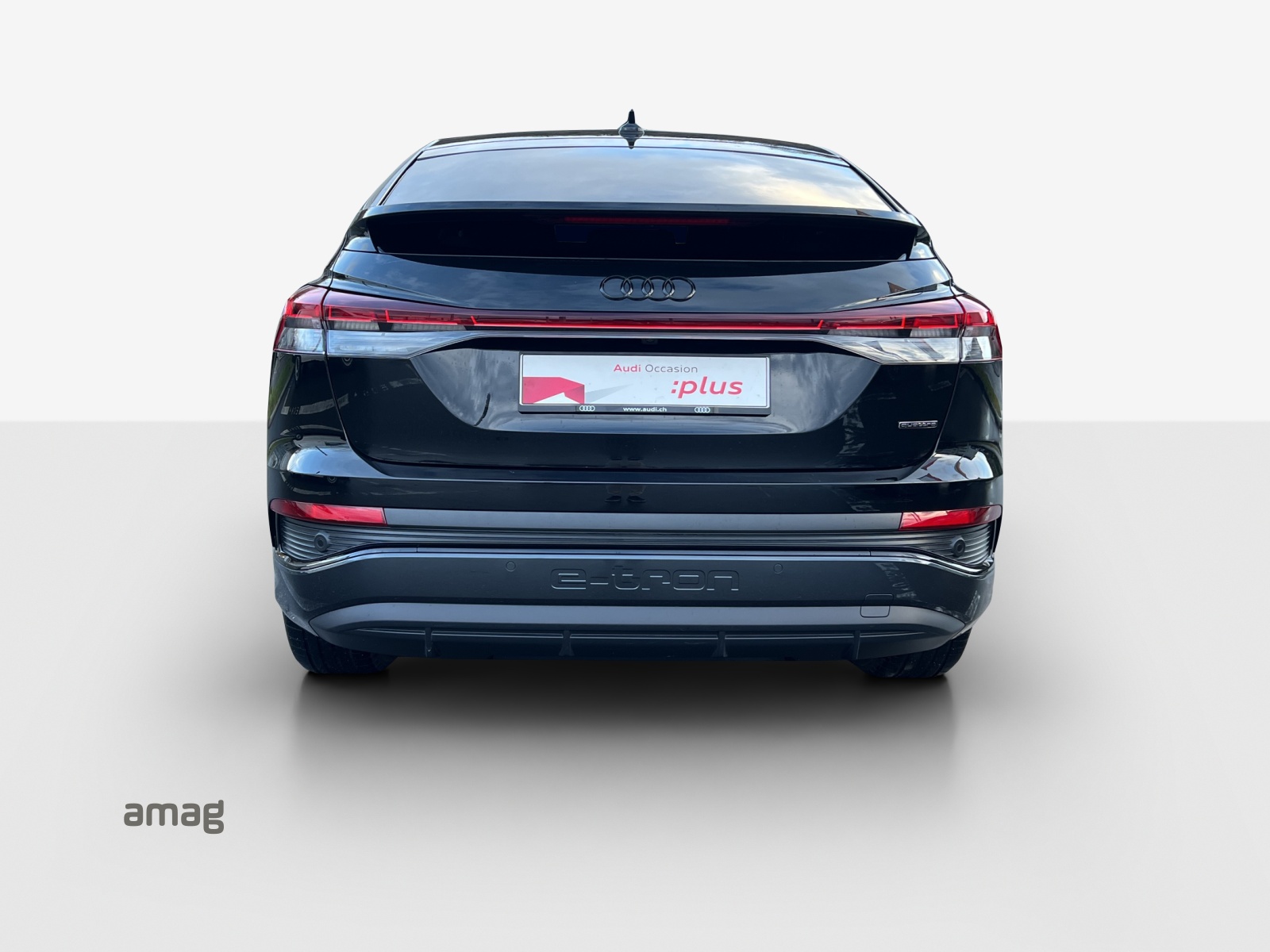 AUDI Q4 Sportback e-tron 55 quattro-image-3