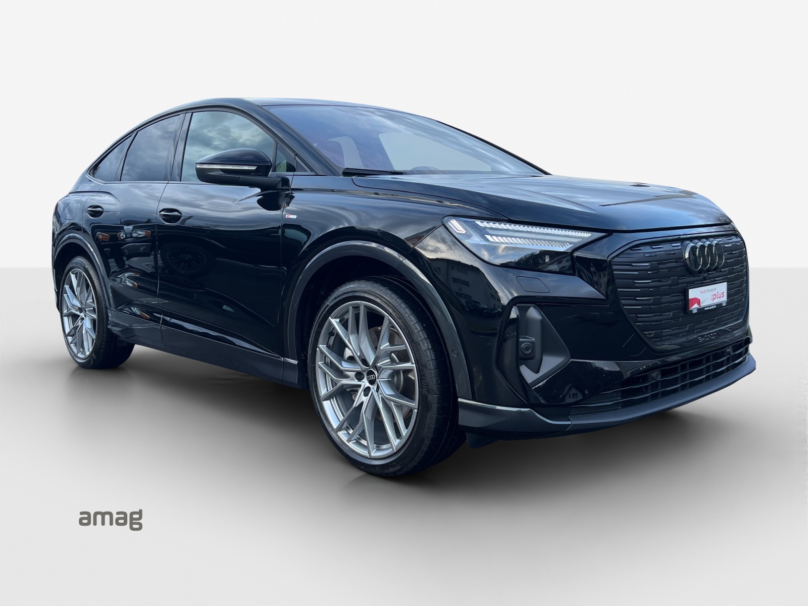 AUDI Q4 Sportback e-tron 55 quattro-image-5