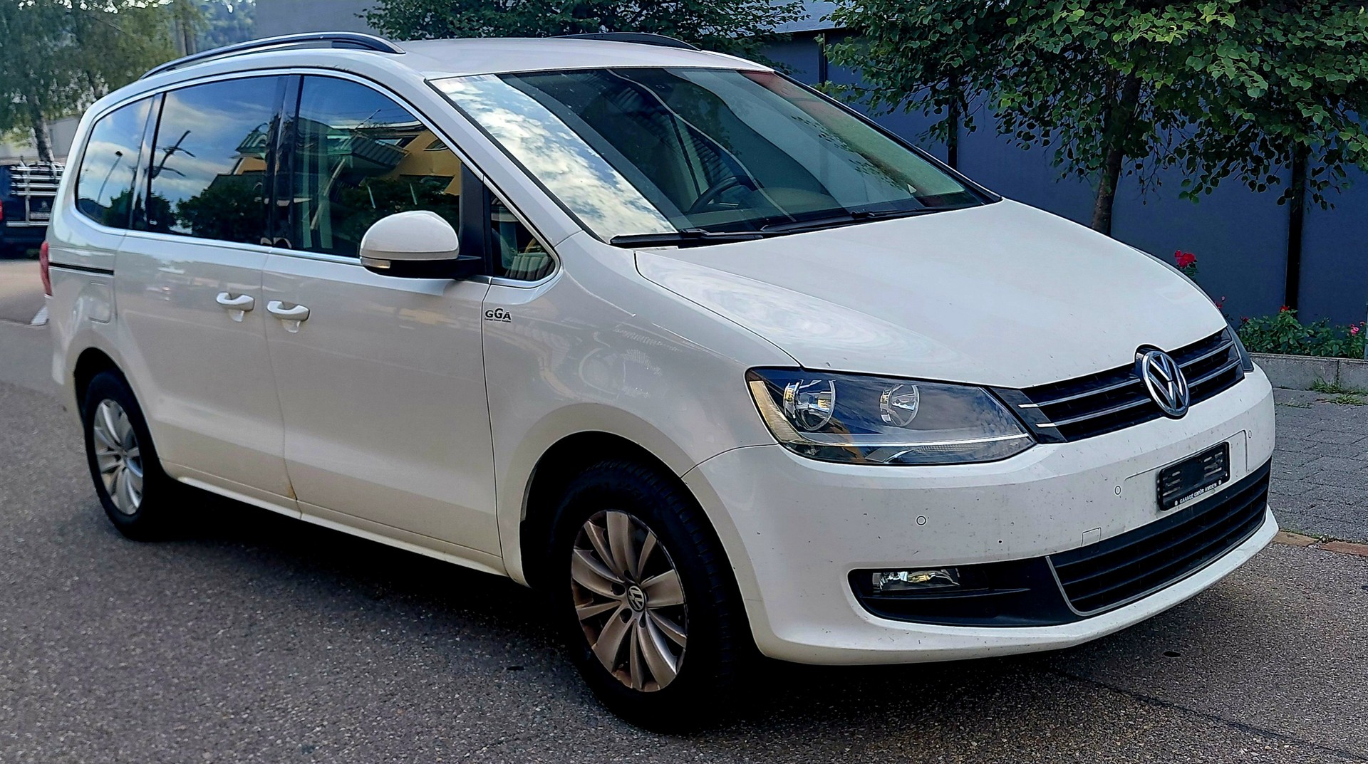 VW Sharan 2.0 TDI BMT Highline 4Motion ab MFK-image-1