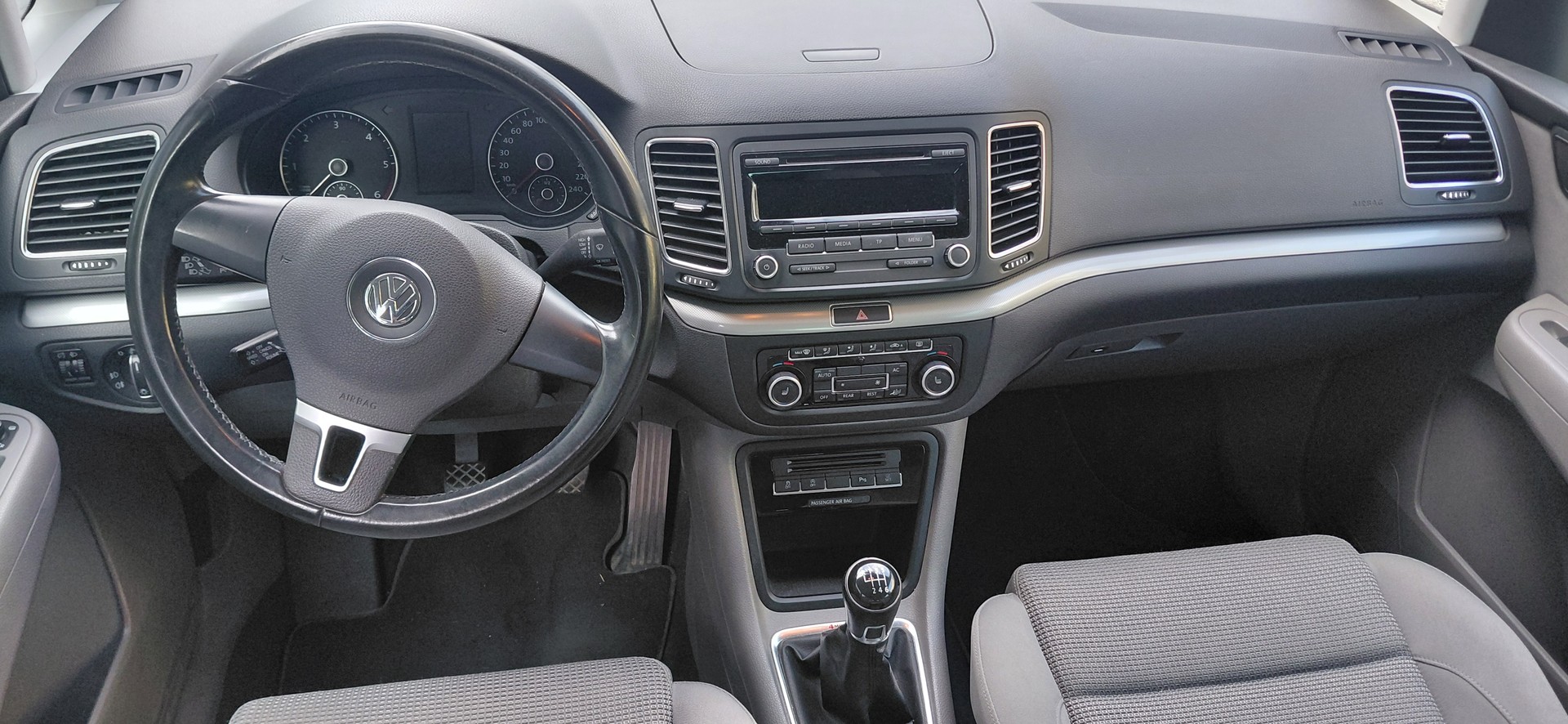 VW Sharan 2.0 TDI BMT Highline 4Motion ab MFK-image-7