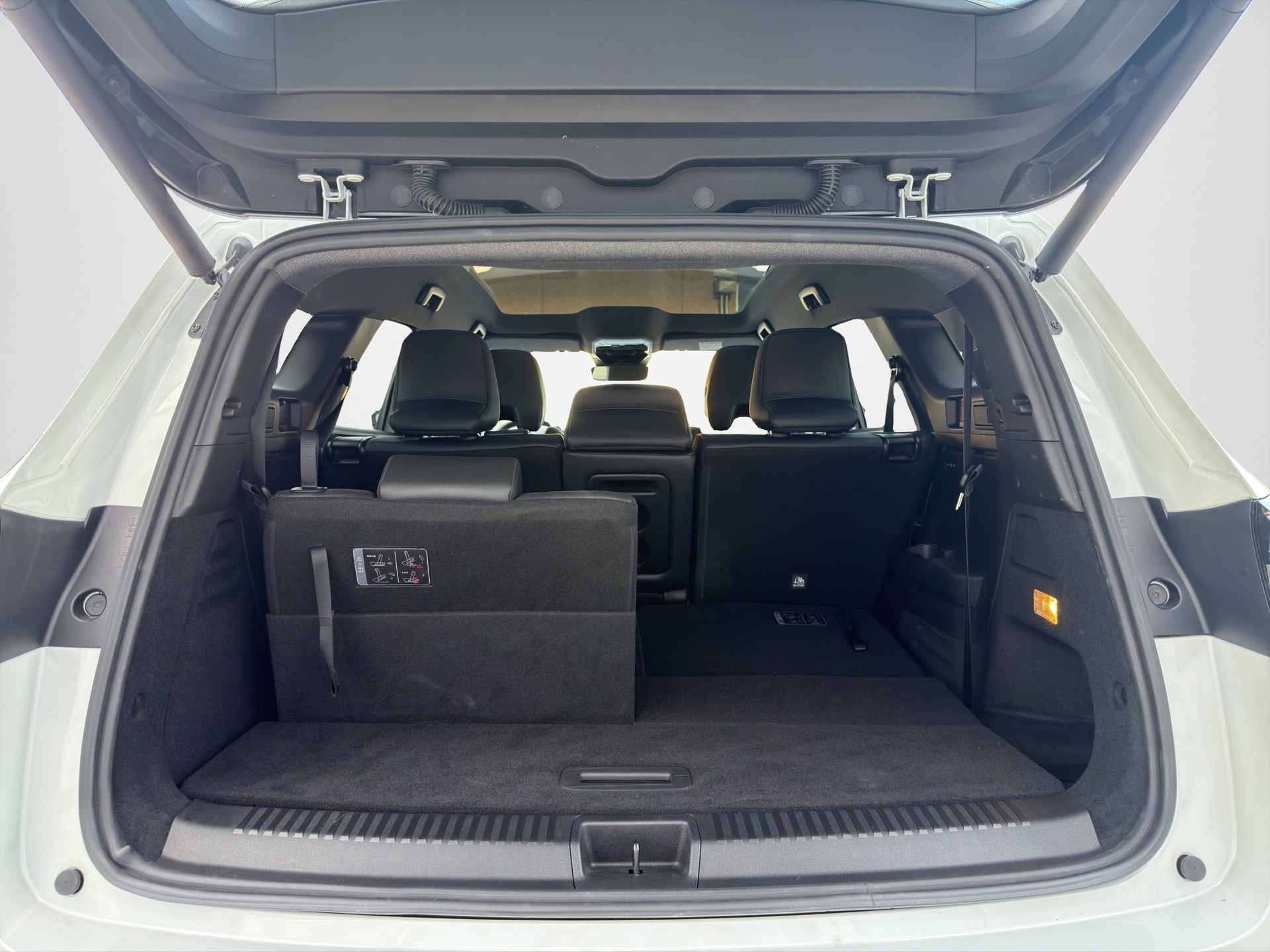 RENAULT Espace 1.2 E-Tech 200 Esprit Alpine 7-Sitze-image-14