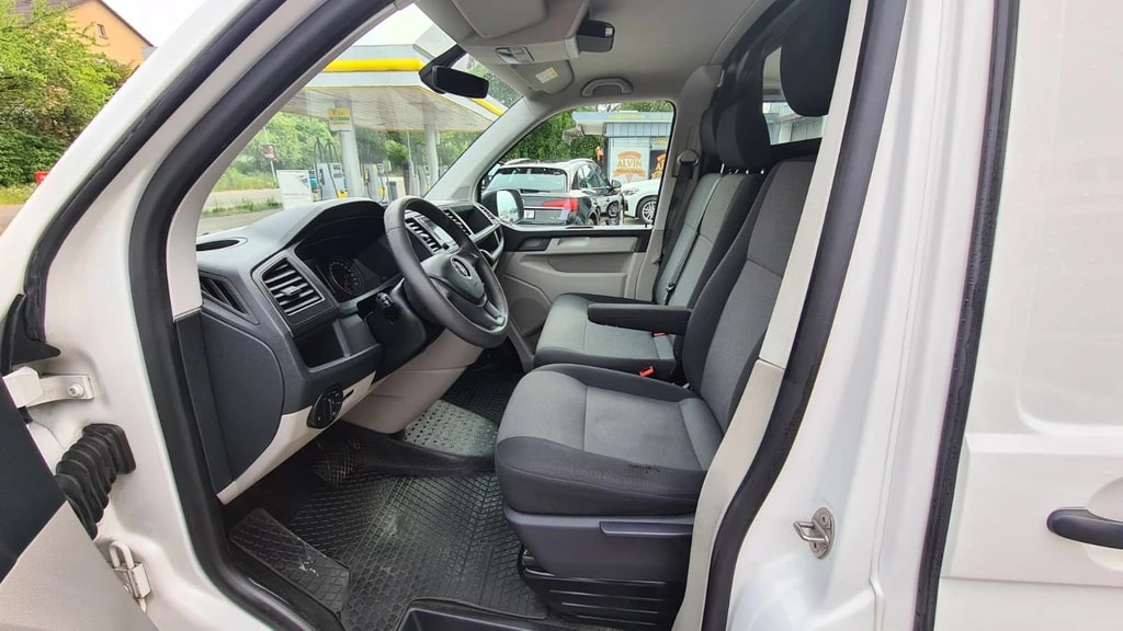 VW T6 2.0 TDI 4Motion DSG ** 3-Plätzer ** Gr-Navi ** RF-Kamera ** PDC V+H ** Sitzheizung ** Frisch Ab MFK & Service **-image-15