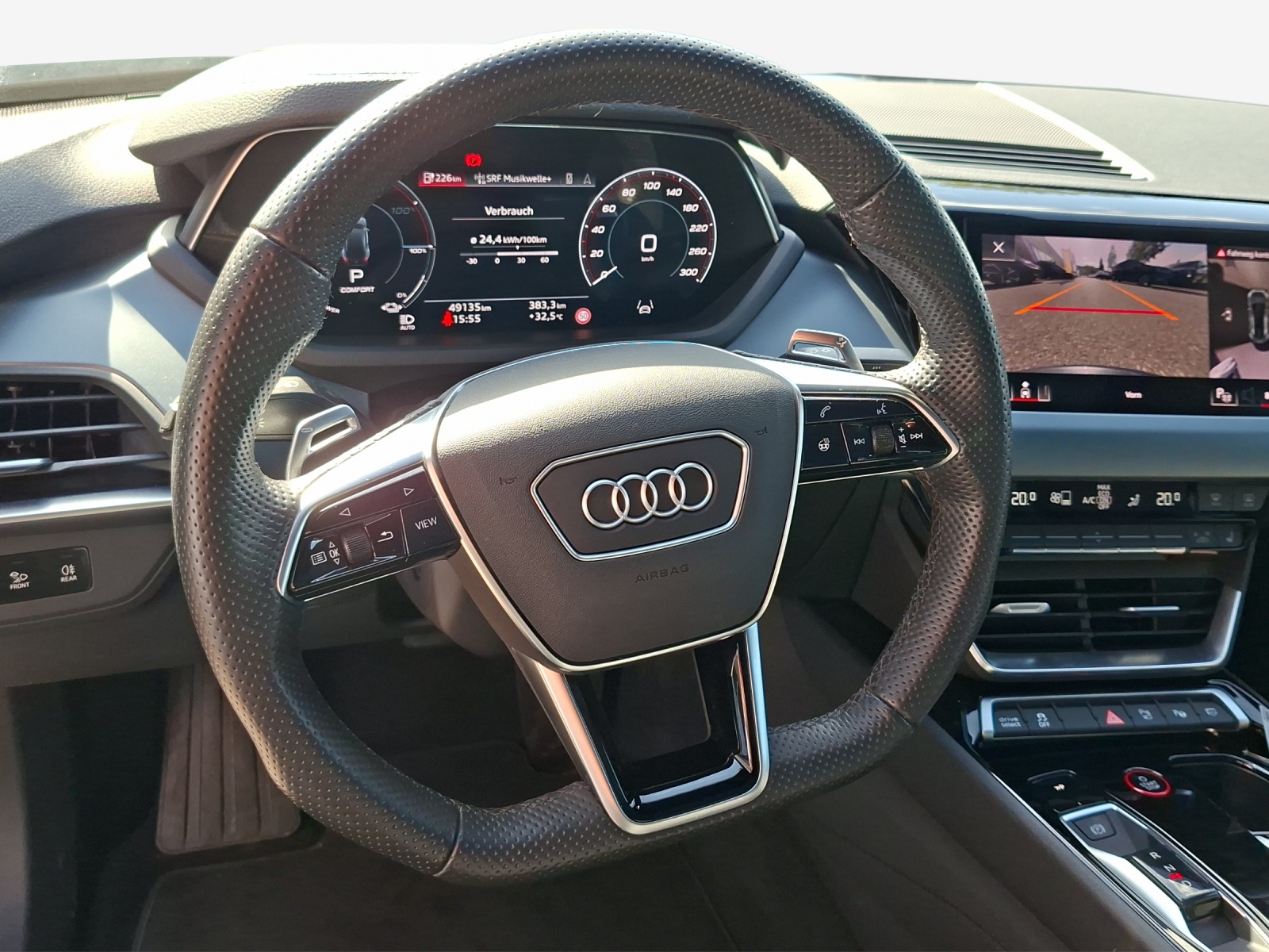 AUDI e-tron GT quattro-image-10