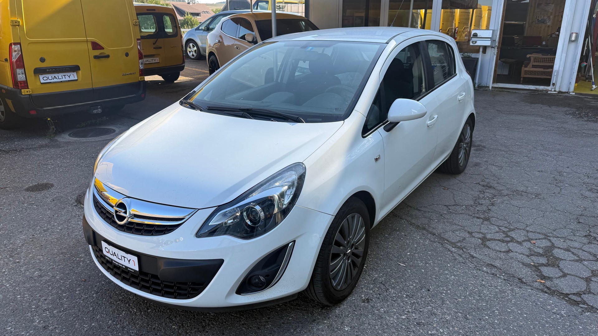 OPEL Corsa 1.4 TP Color Edition-image-1