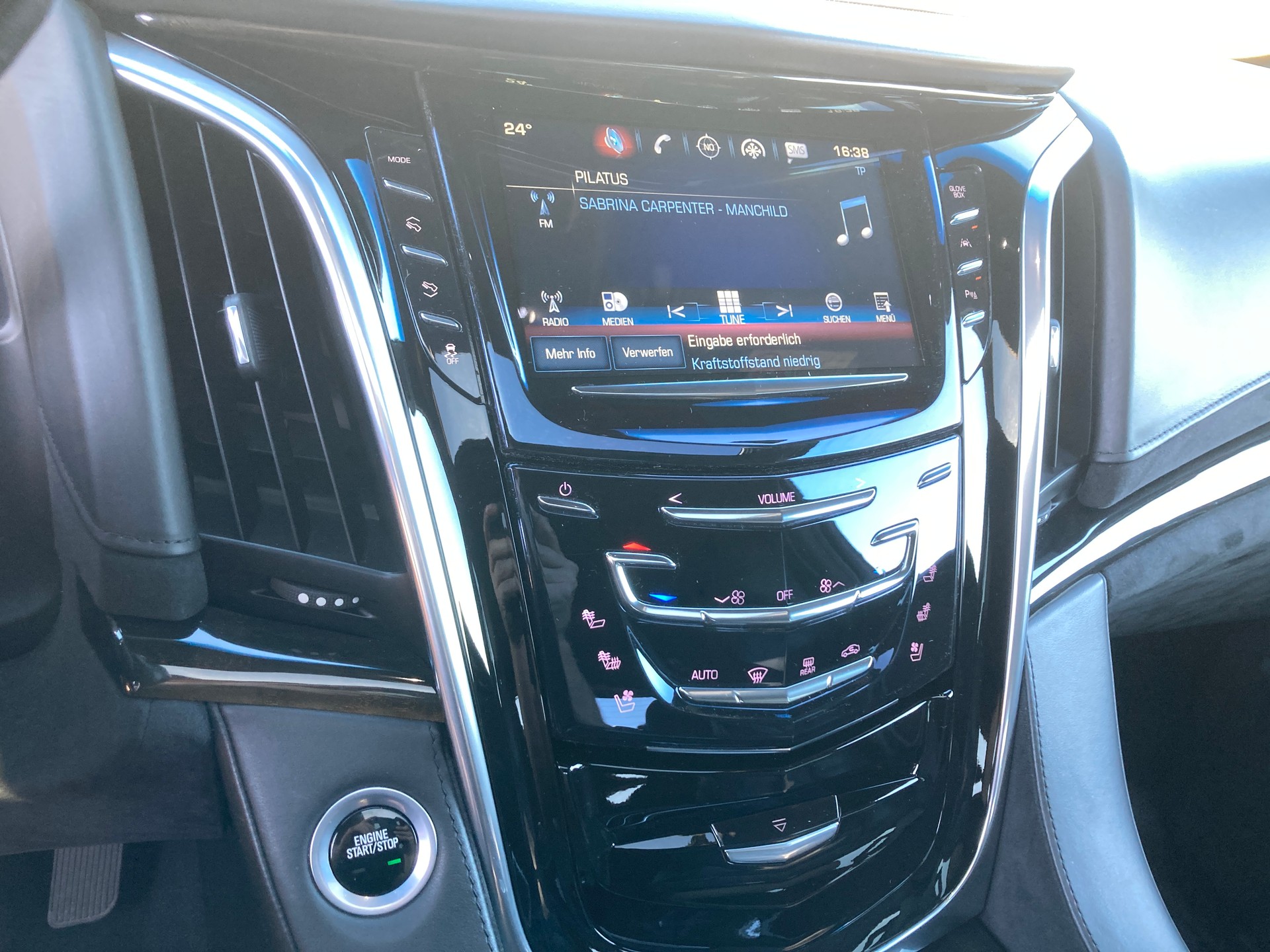 CADILLAC Escalade 6.2 ESV Platinum Automatic-image-11