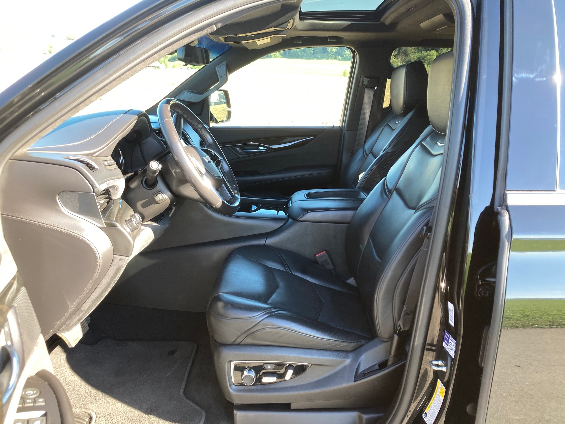 CADILLAC Escalade 6.2 ESV Platinum Automatic-image-9