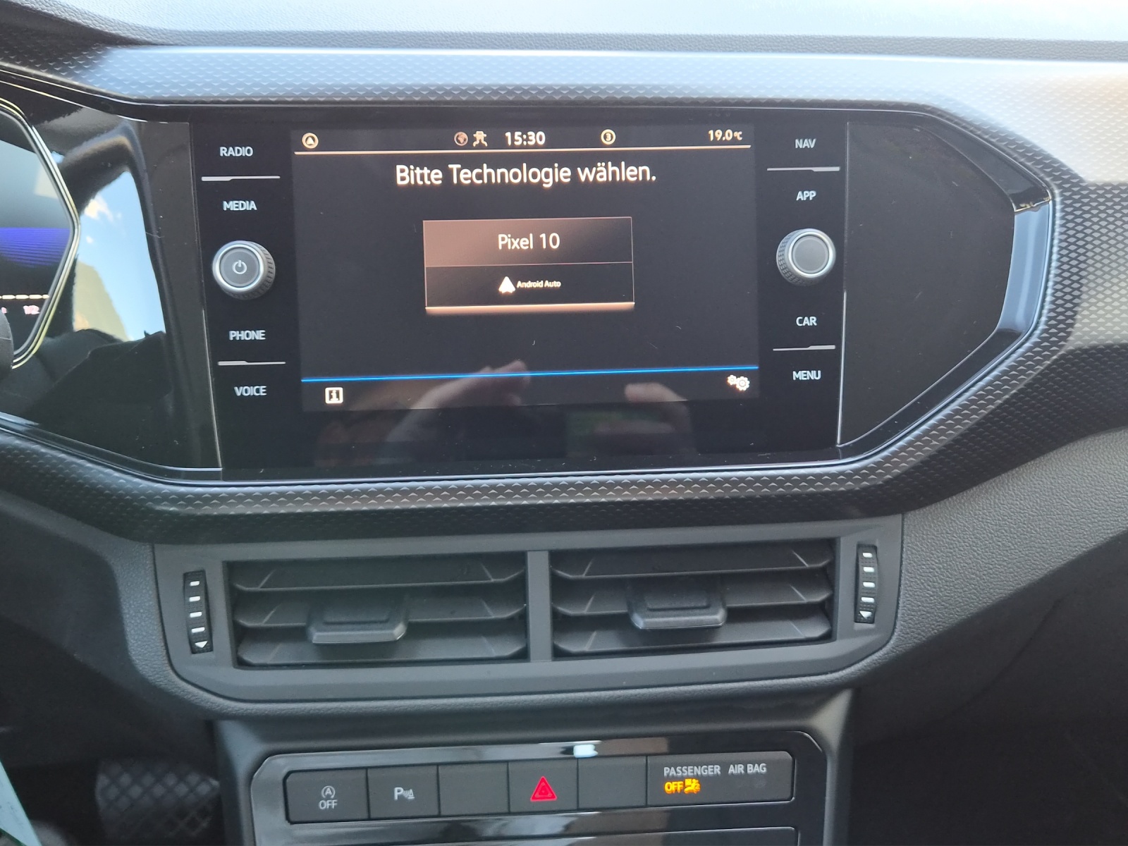VW T-Cross 1.0 TSI Life DSG-image-11