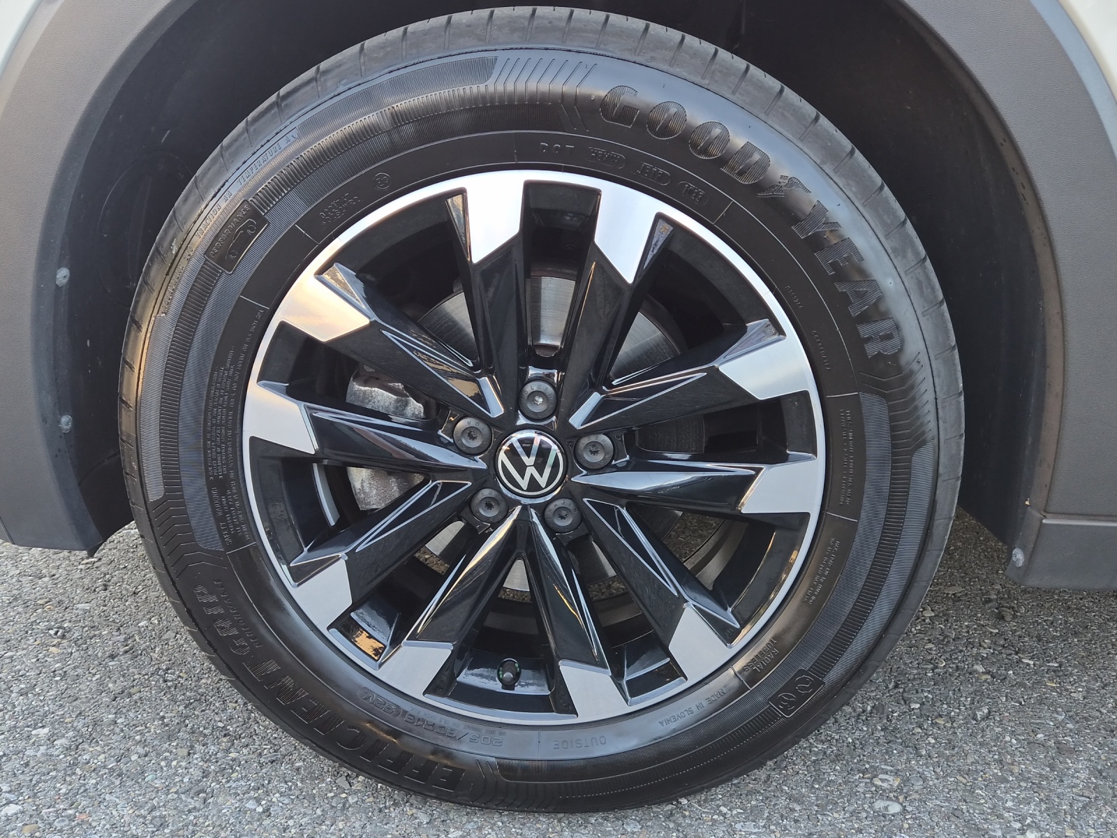 VW T-Cross 1.0 TSI Life DSG-image-16