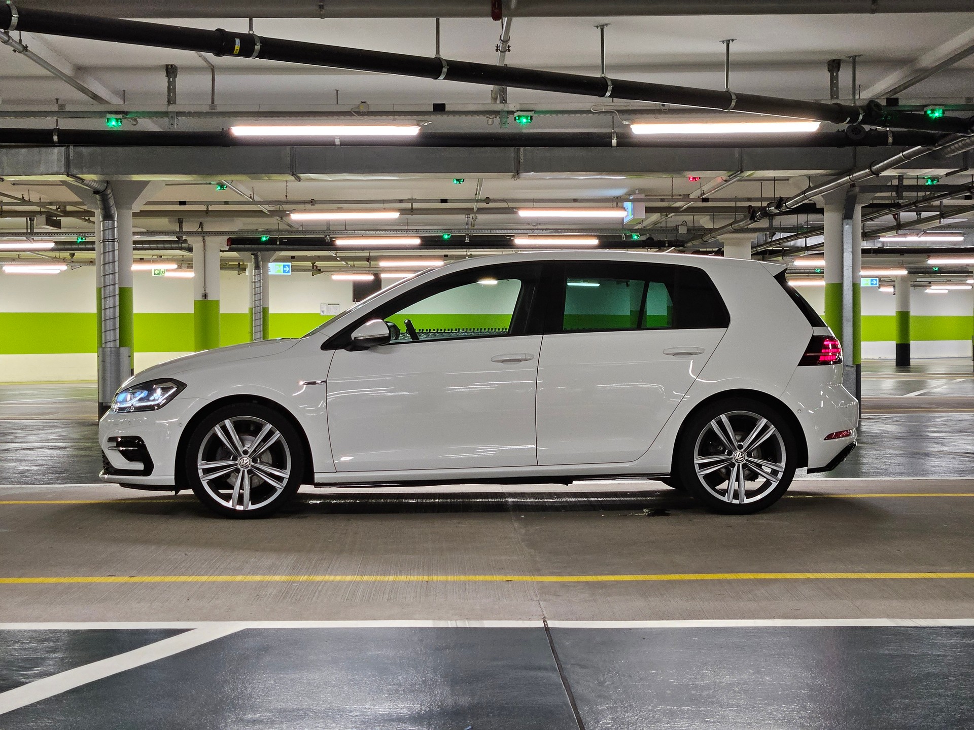 VW Golf 1.5 TSI EVO Highline DSG-image-1