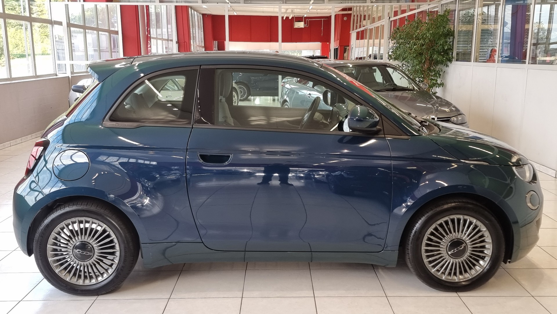 FIAT 500 Icon-image-5