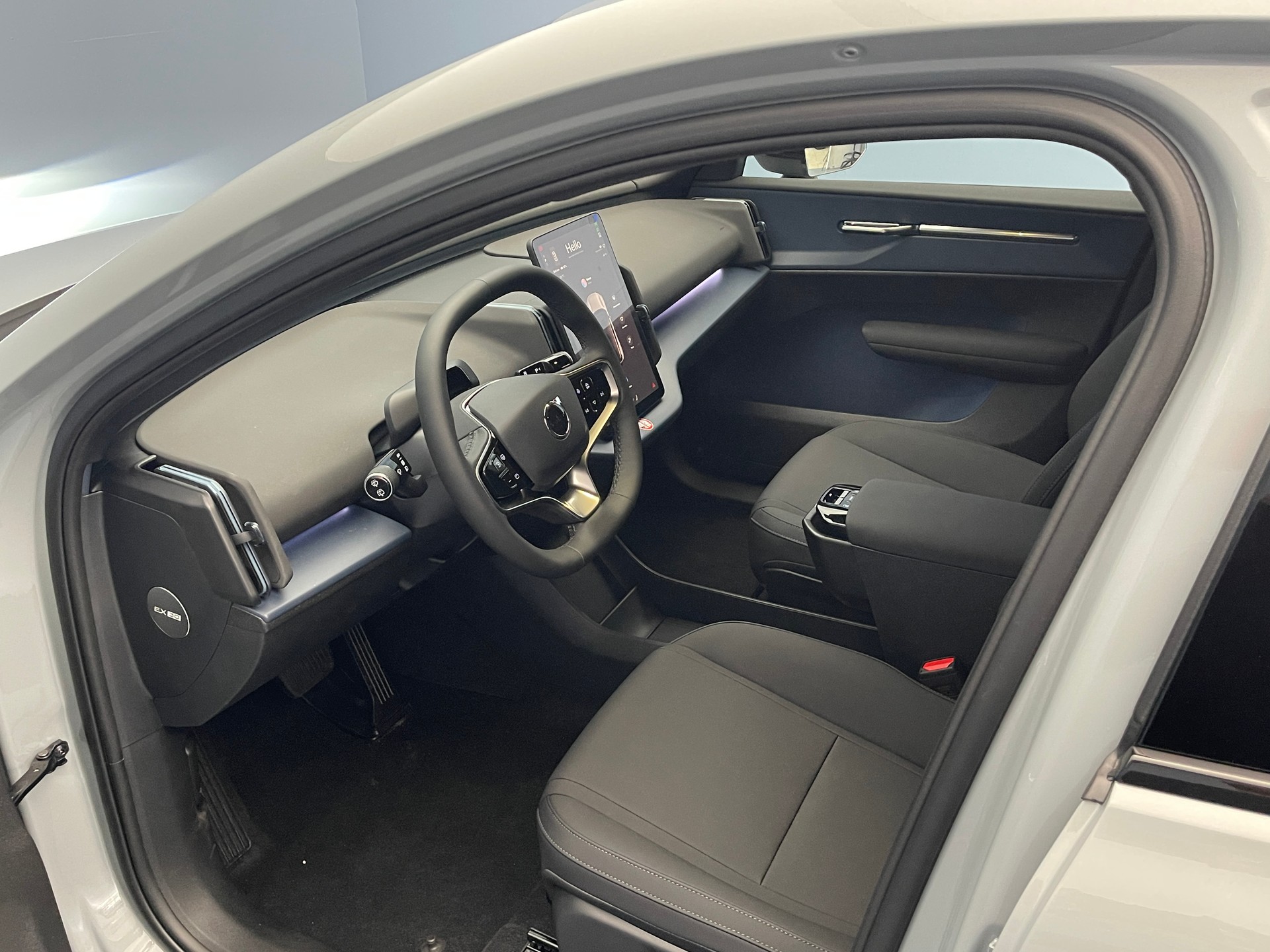 VOLVO EX30 E60 Plus-image-12