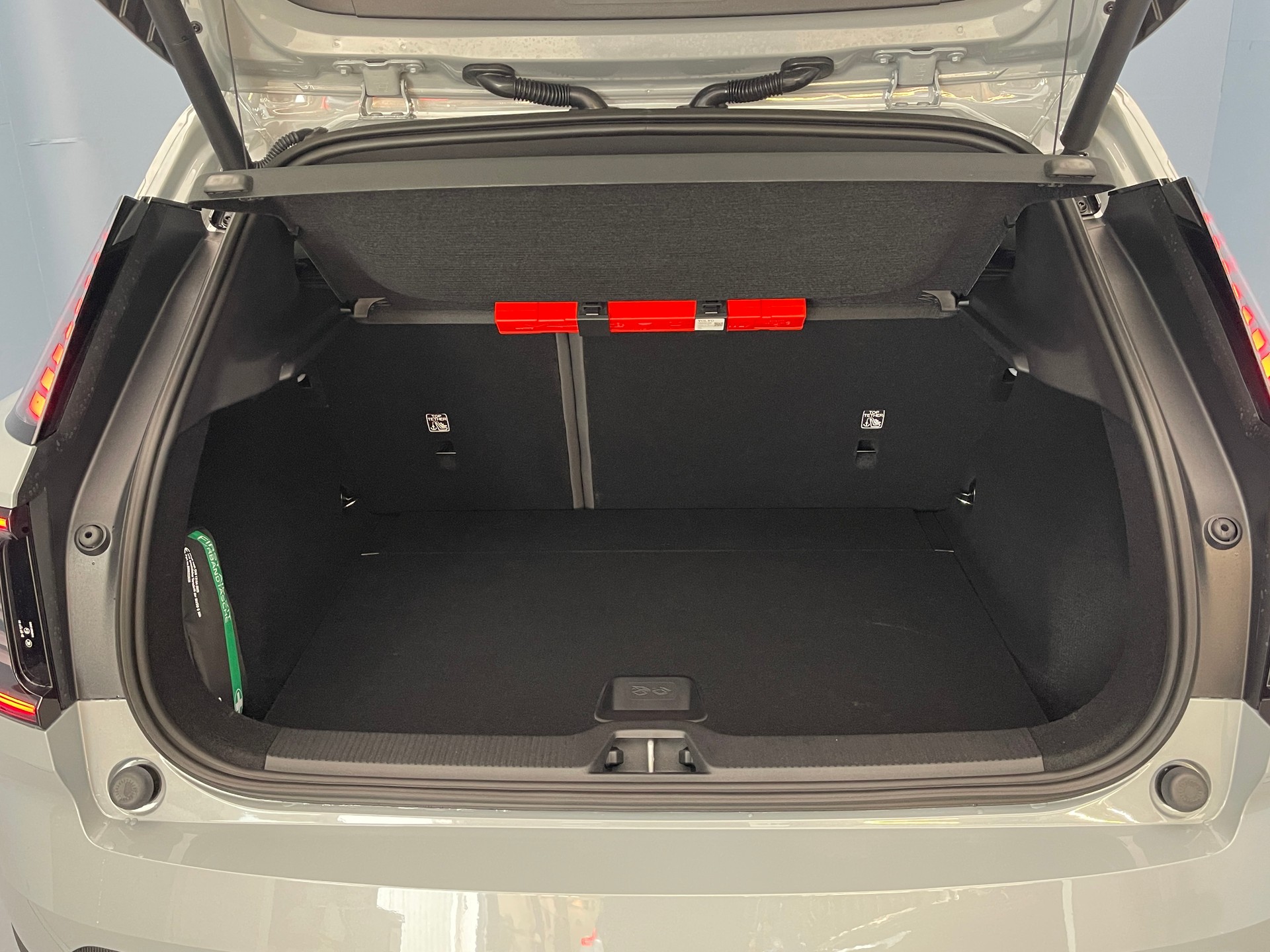 VOLVO EX30 E60 Plus-image-9