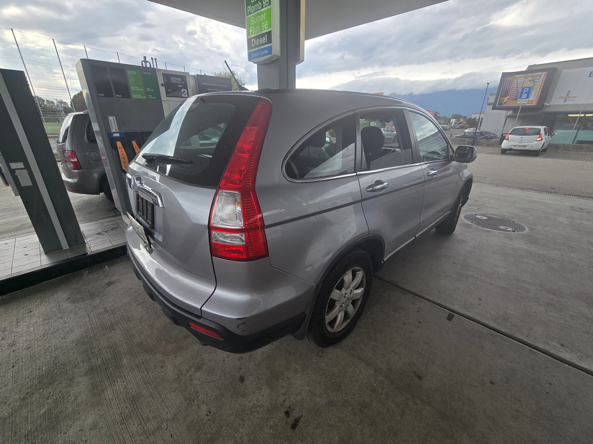HONDA CR-V 2.2 i-CTDi 4WD Comfort-image-9