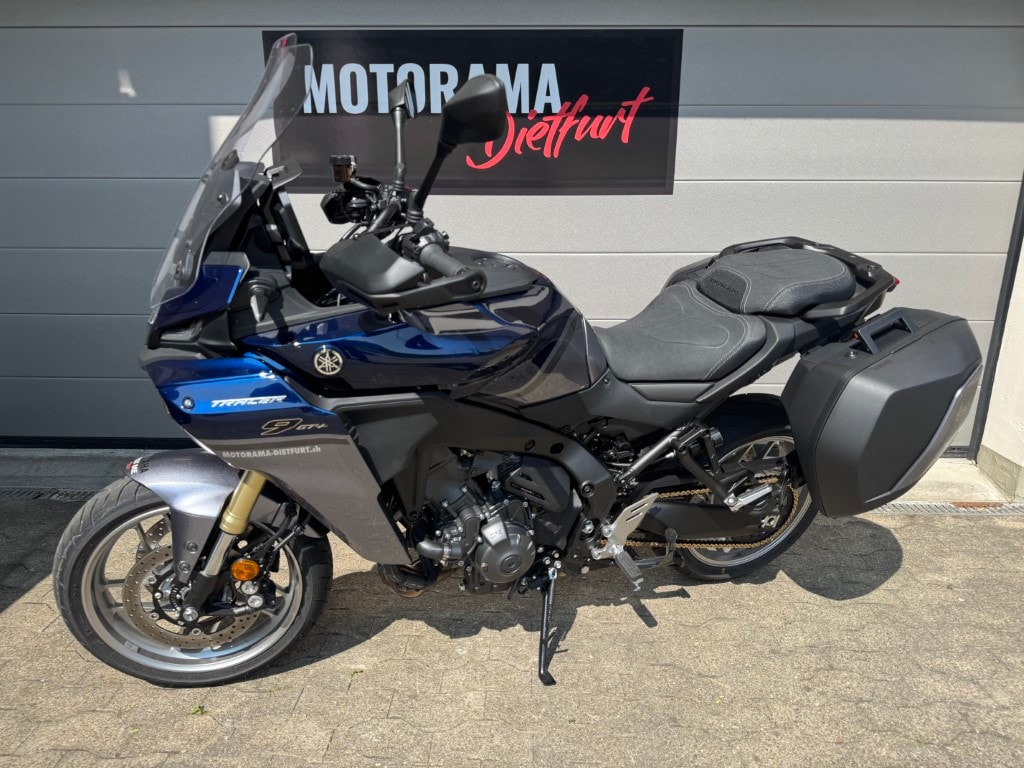 YAMAHA Tracer 9 GT+ Y-AMT-showroom-element-3