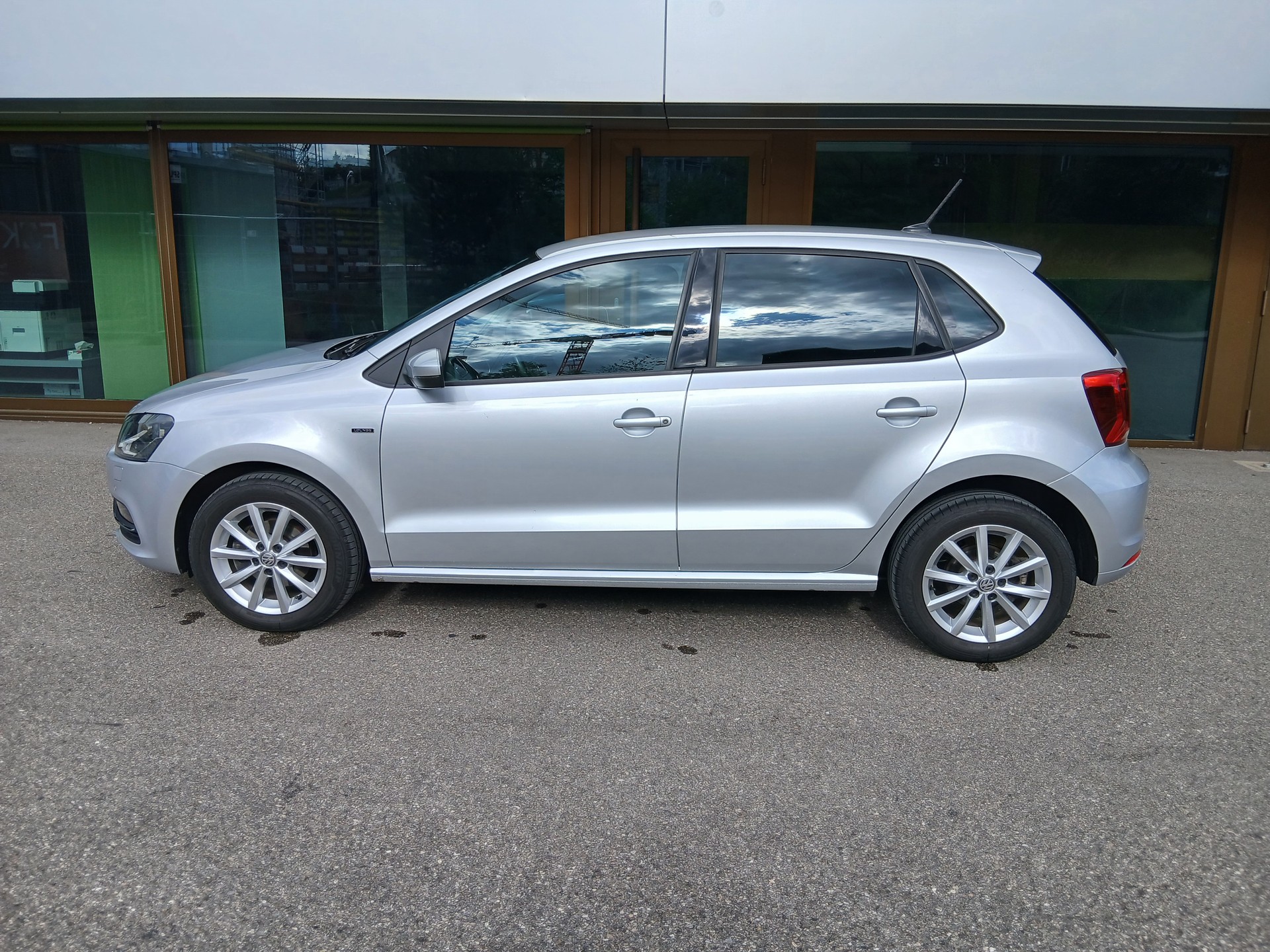 VW Polo 1.2 TSI BMT Lounge DSG-image-1