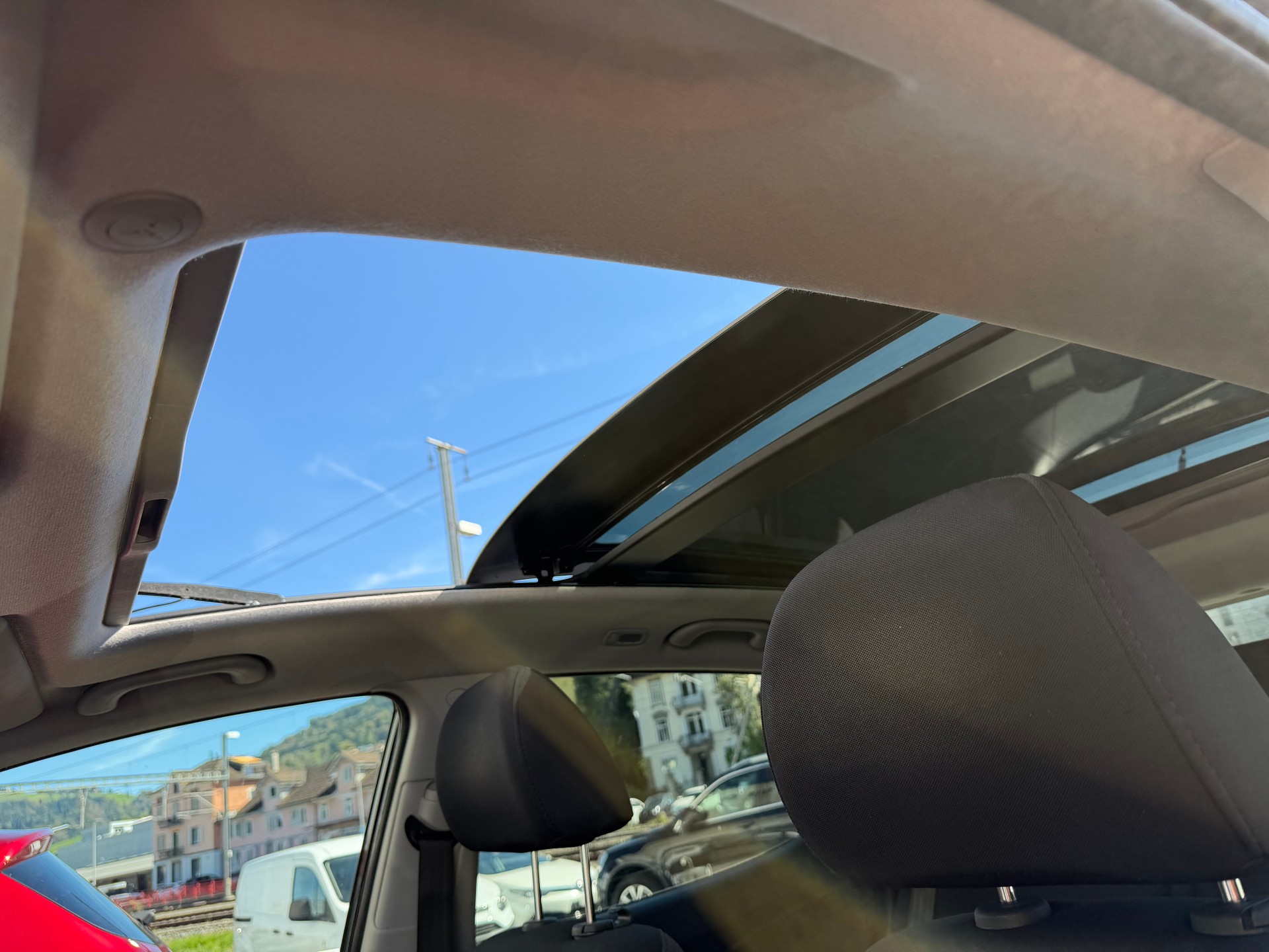 HYUNDAI iX20 1.6 Style-image-8