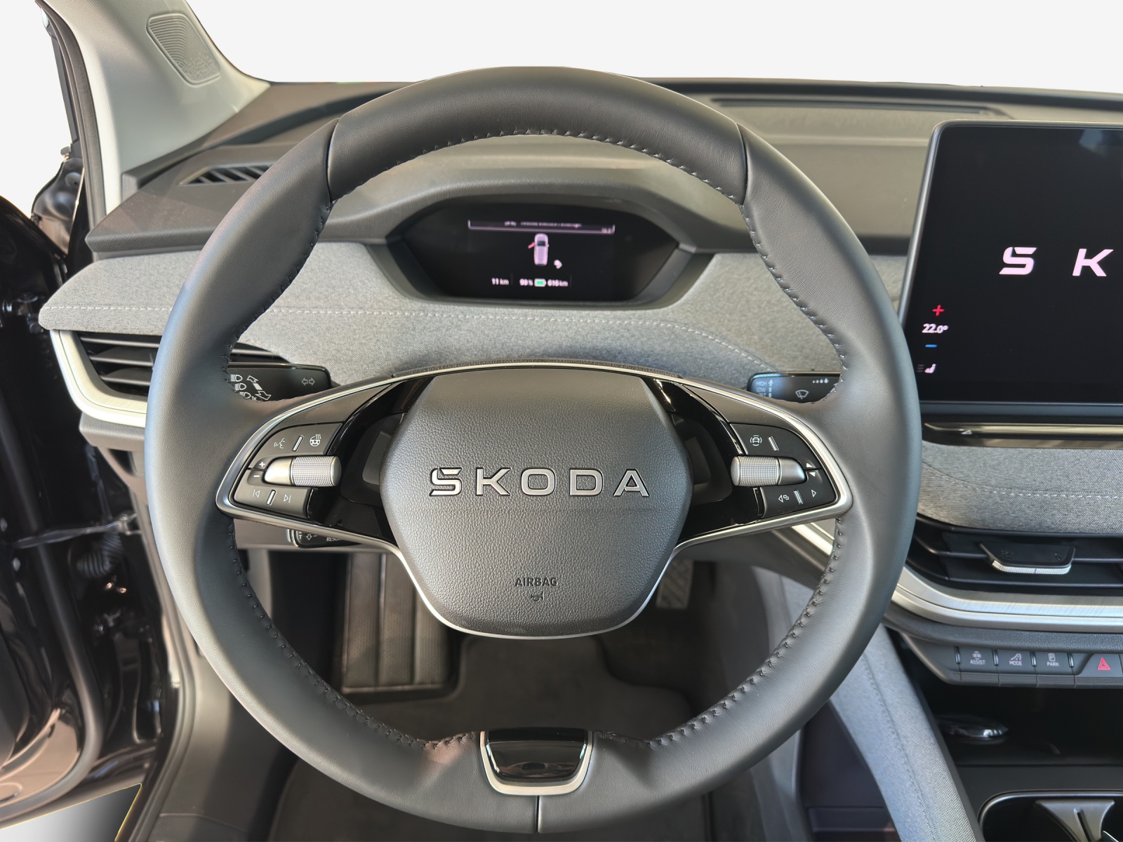 SKODA Enyaq 85x Dynamic 4x4-image-8