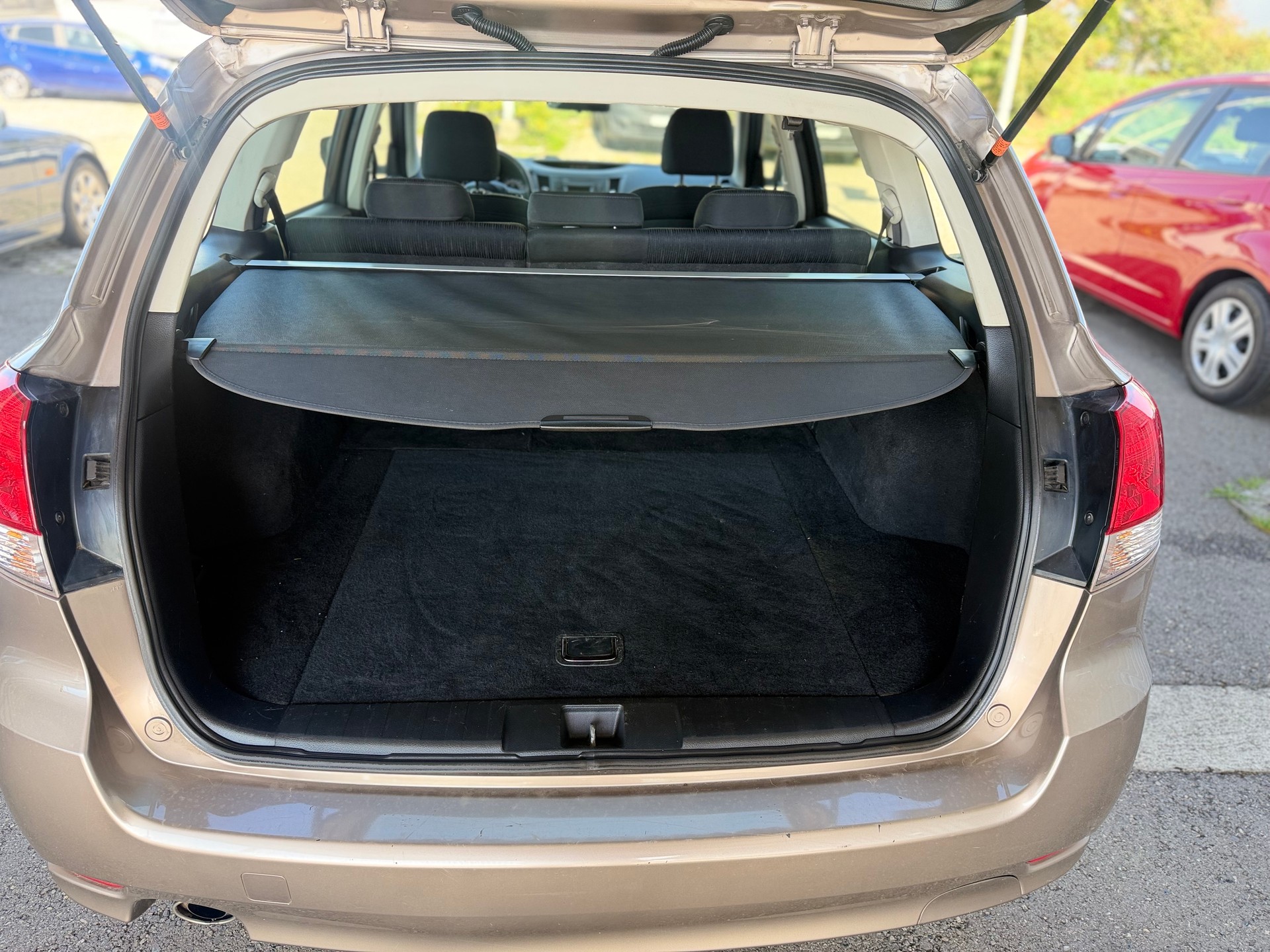SUBARU Legacy 2.5i Swiss AWD Lineartronic-image-6