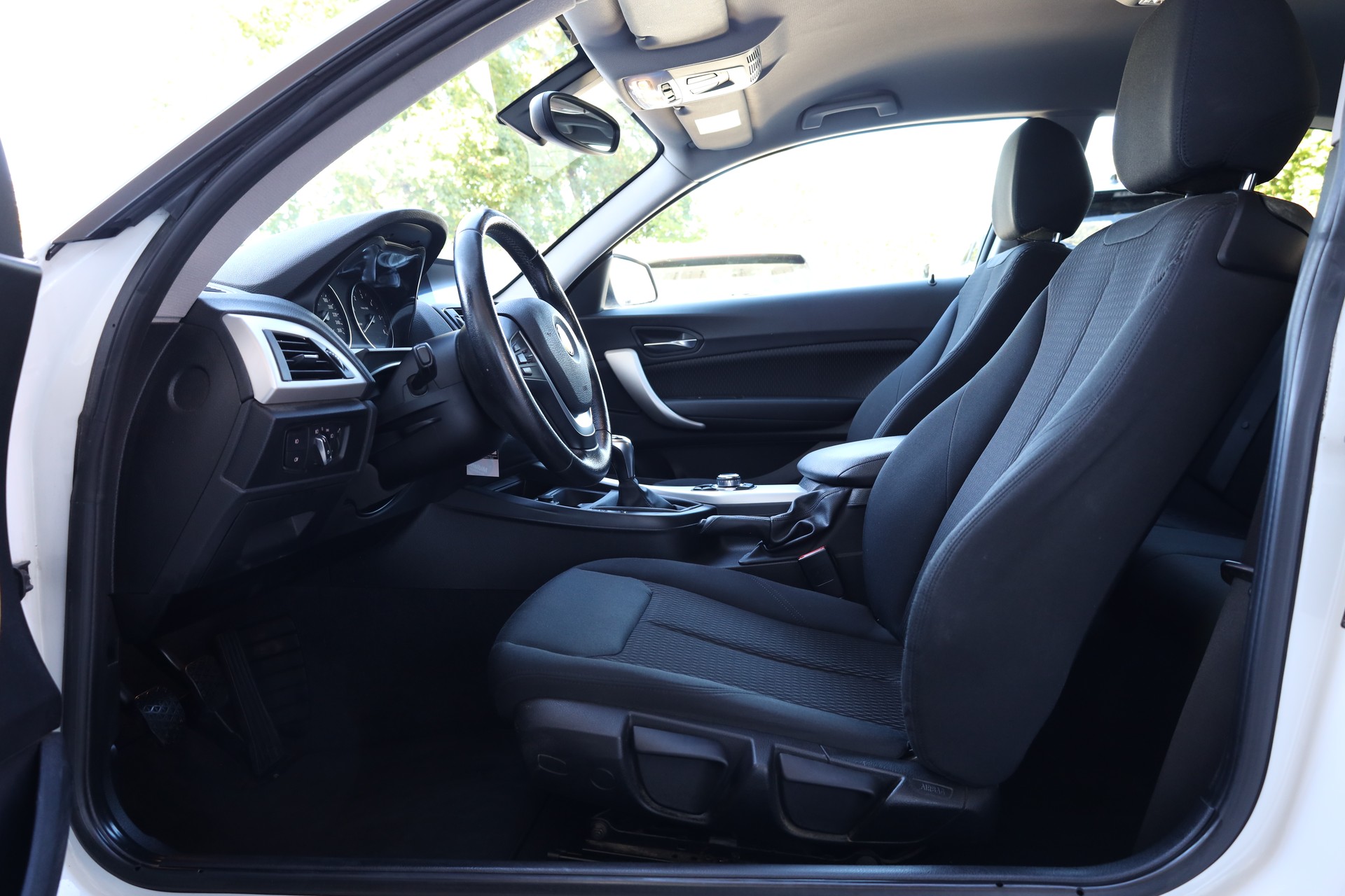 BMW 116d Efficient-Dynamics Edition-image-9