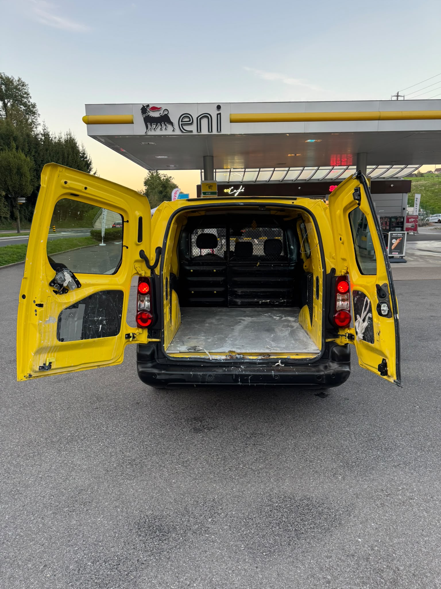 CITROEN Berlingo 1.6 e-HDi 800 A-image-14