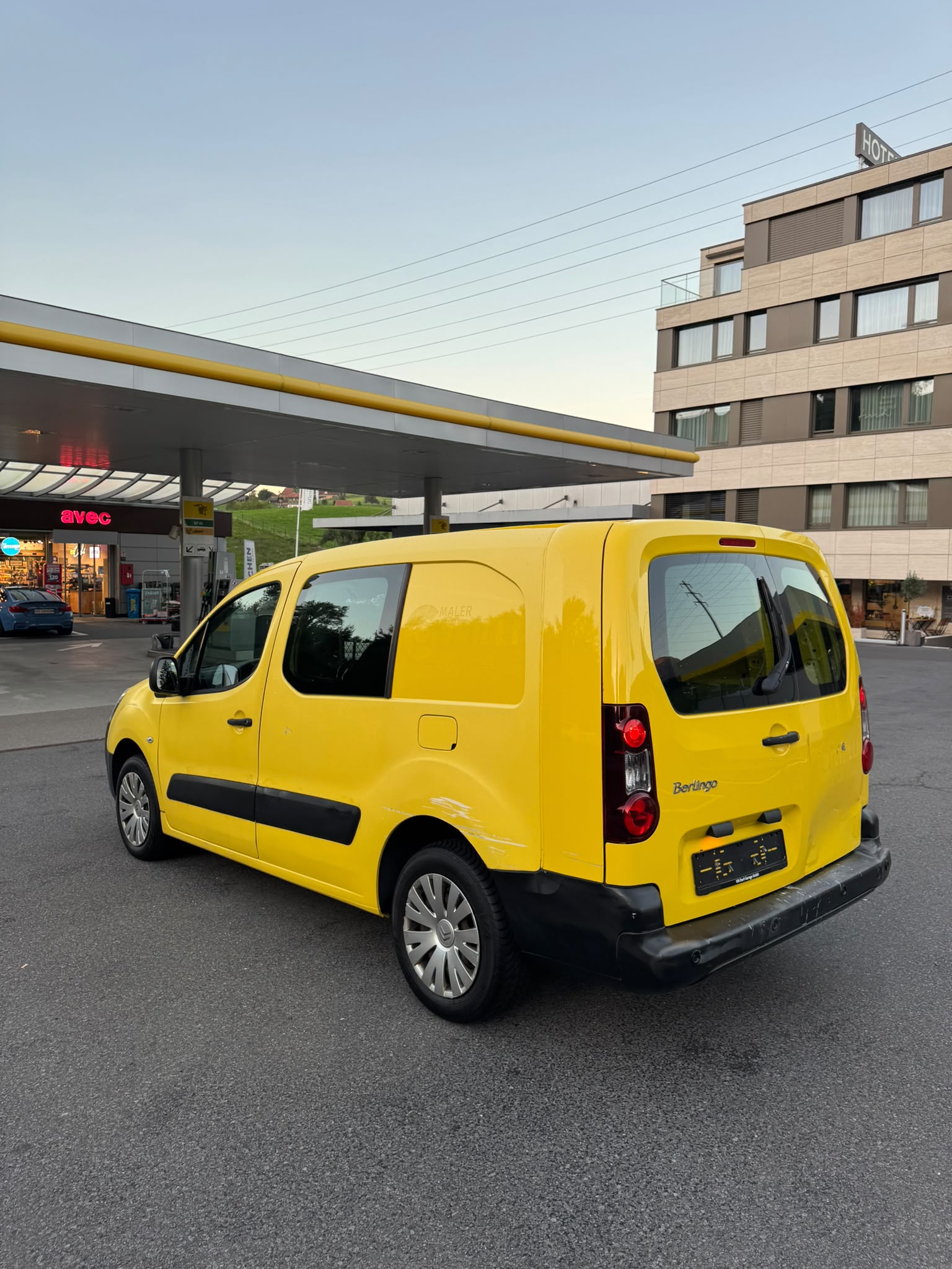 CITROEN Berlingo 1.6 e-HDi 800 A-image-4