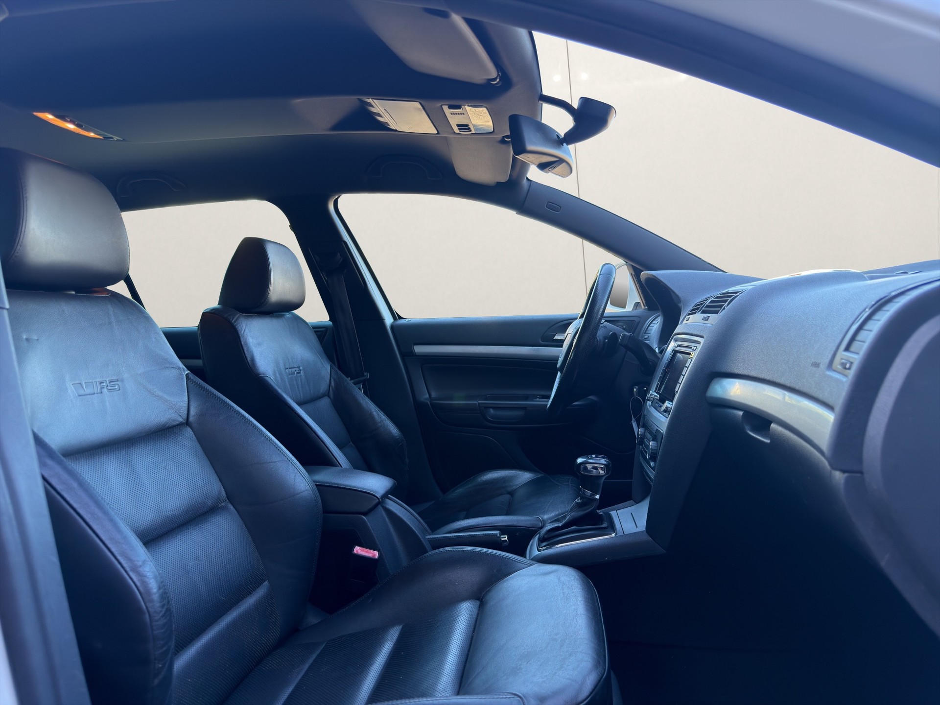 SKODA Octavia Combi 2.0 TSI RS DSG-image-13