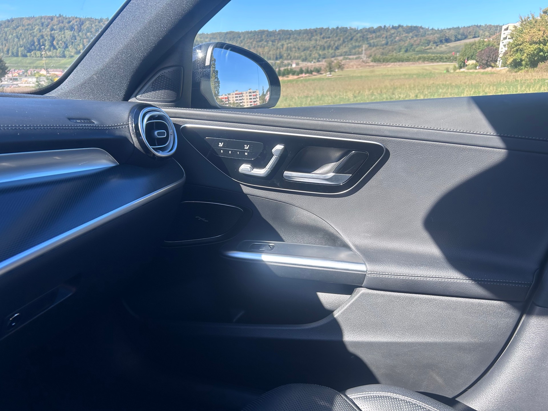 MERCEDES-BENZ C 300 AMG Line 4matic-image-7