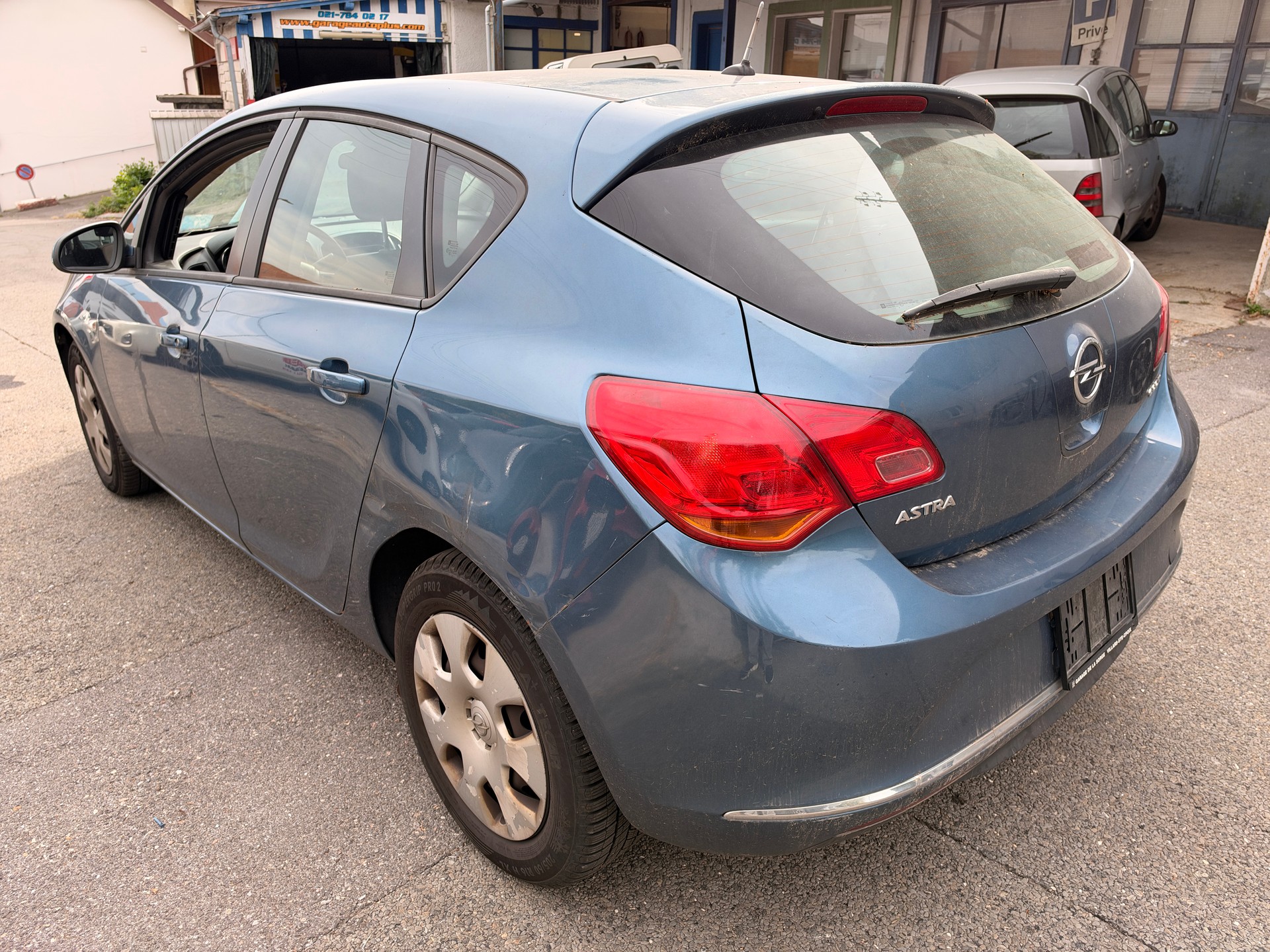 OPEL Astra 1.4i-image-3