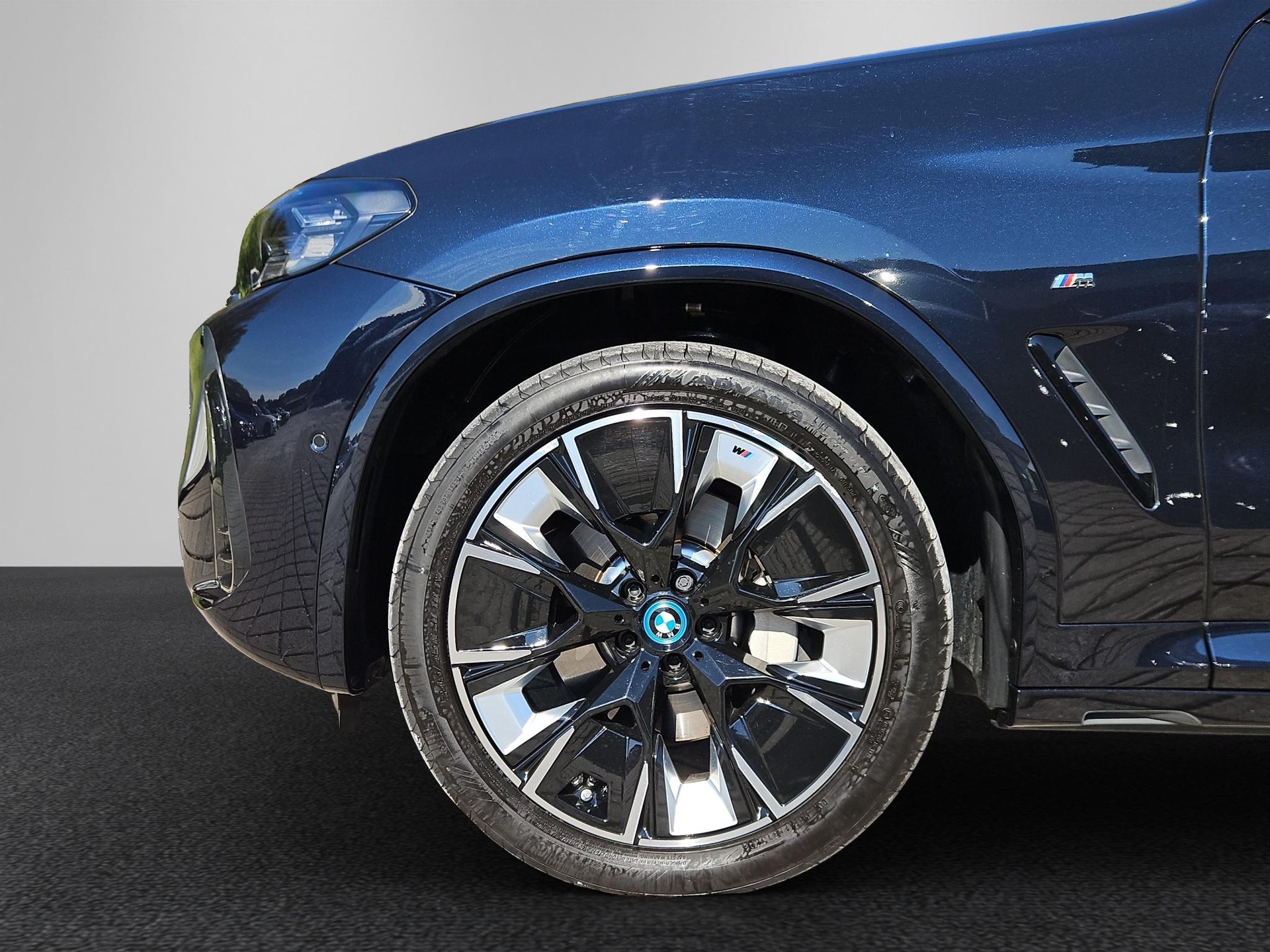 BMW iX3 M Sport Impressive-image-9