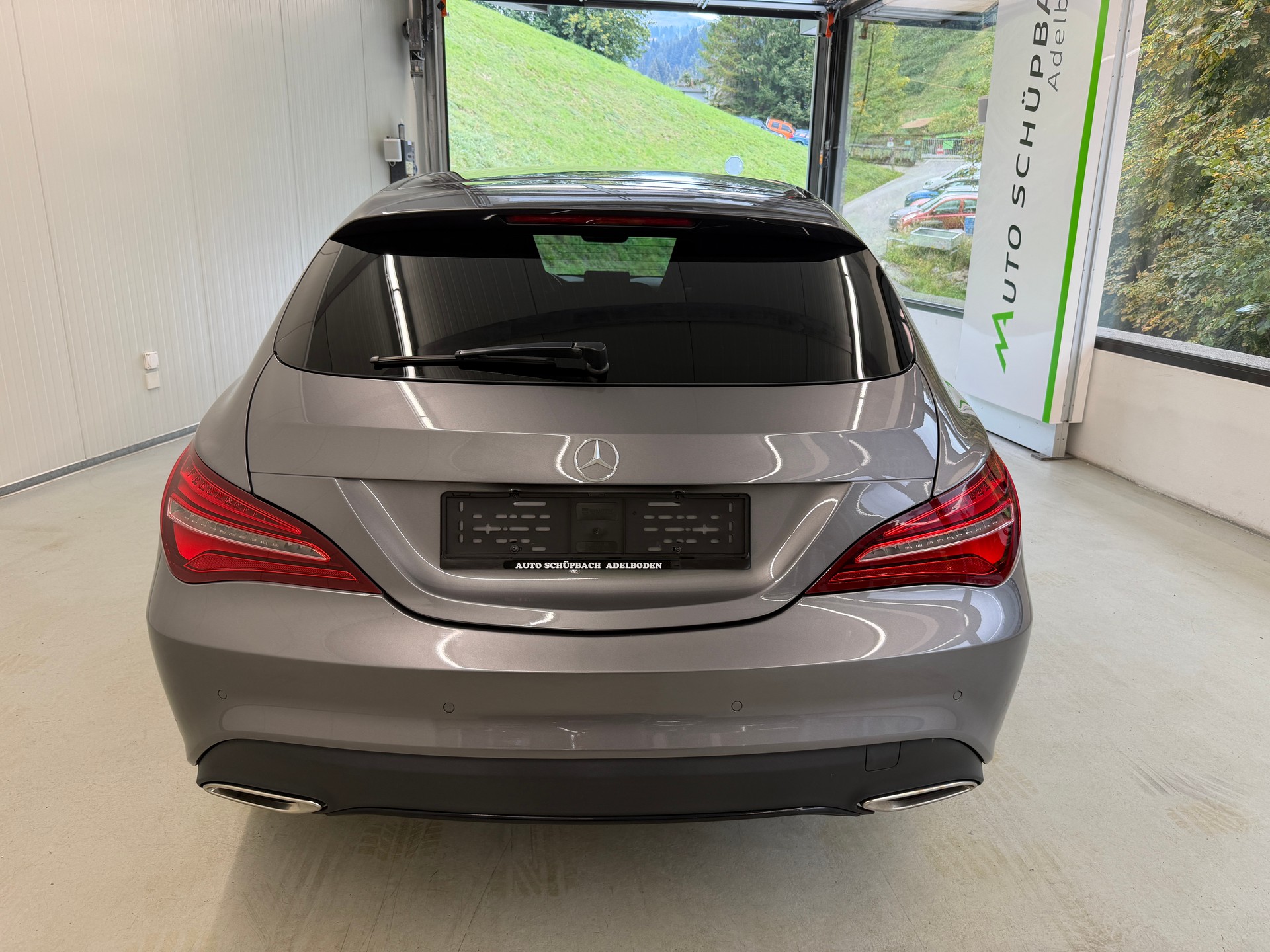 MERCEDES-BENZ CLA Shooting Brake 220 d Urban 7G-DCT-image-4
