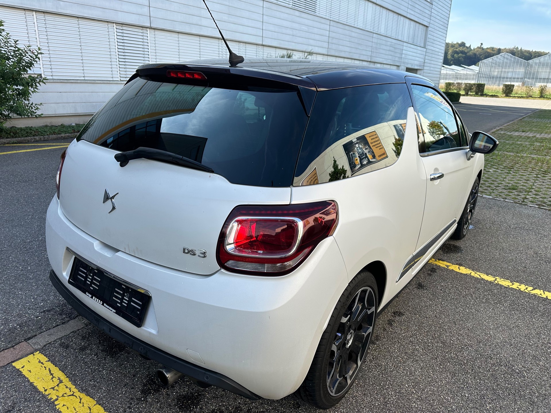 DS AUTOMOBILES DS 3 1.2 PureTech Faubourg Addict EAT-image-4