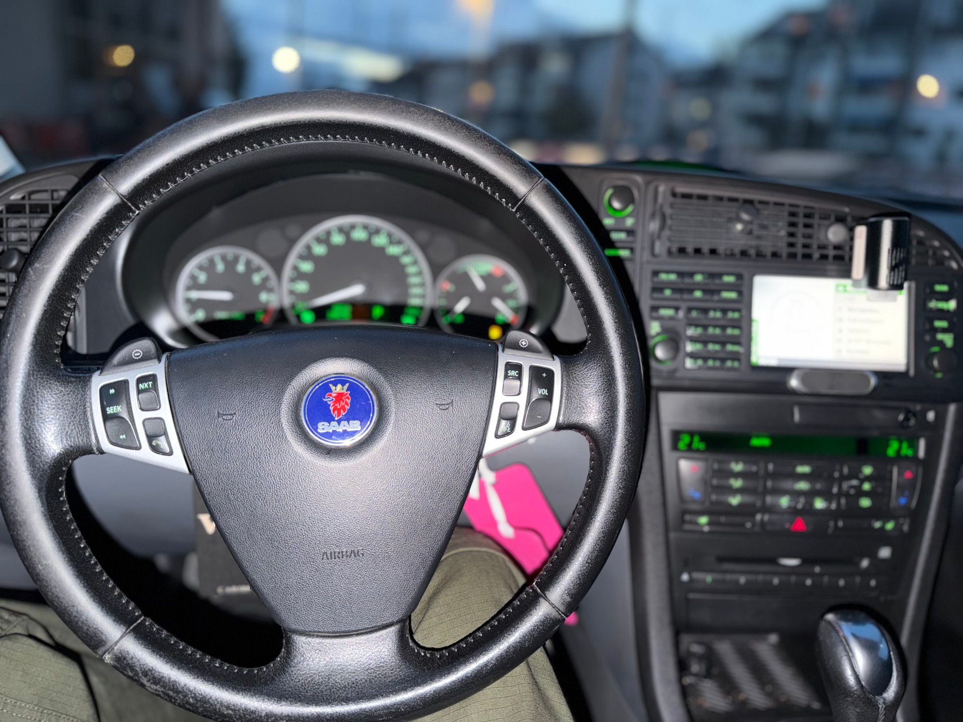 SAAB 9-3 2.0T Aero-image-11