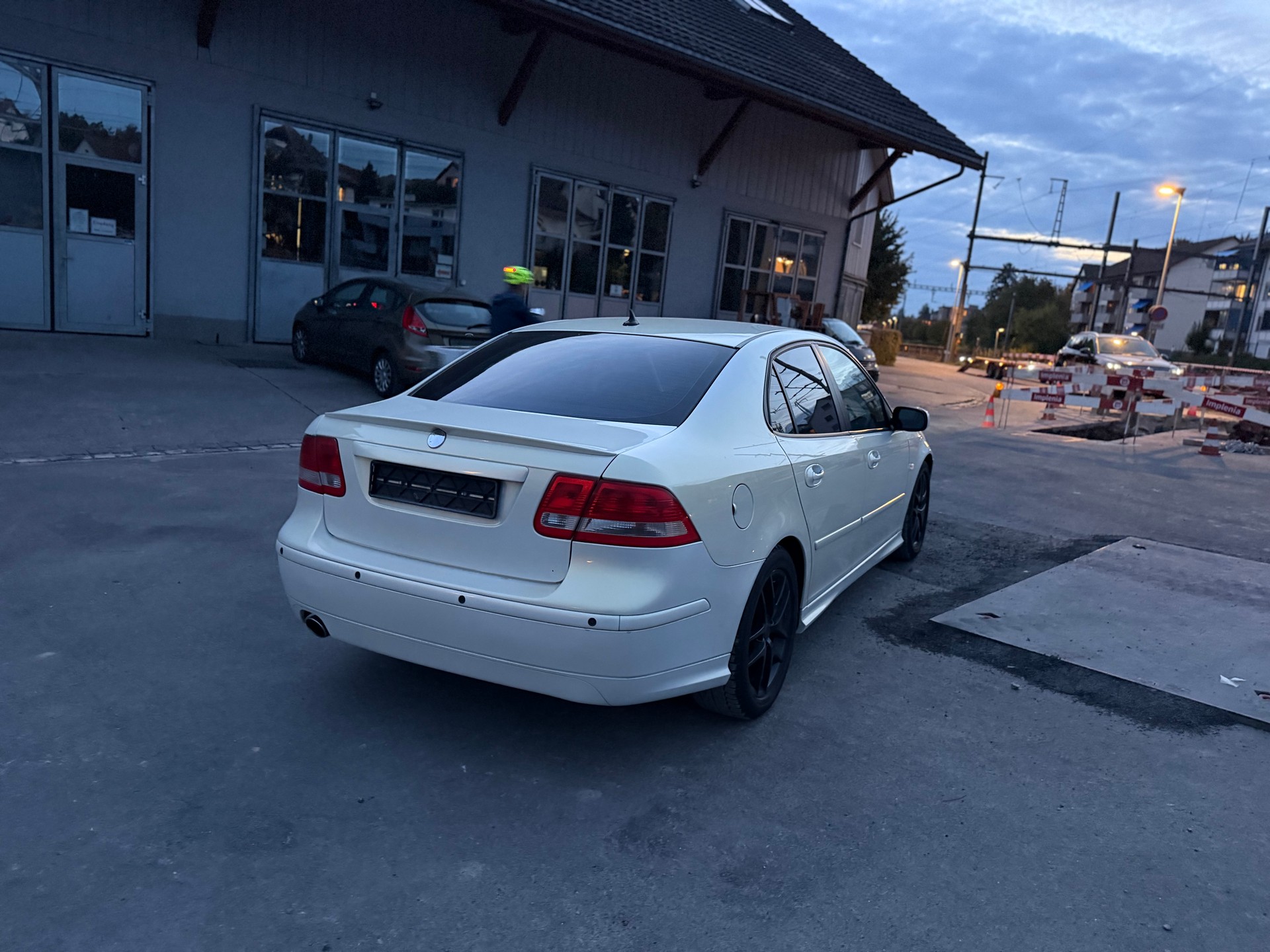 SAAB 9-3 2.0T Aero-image-6