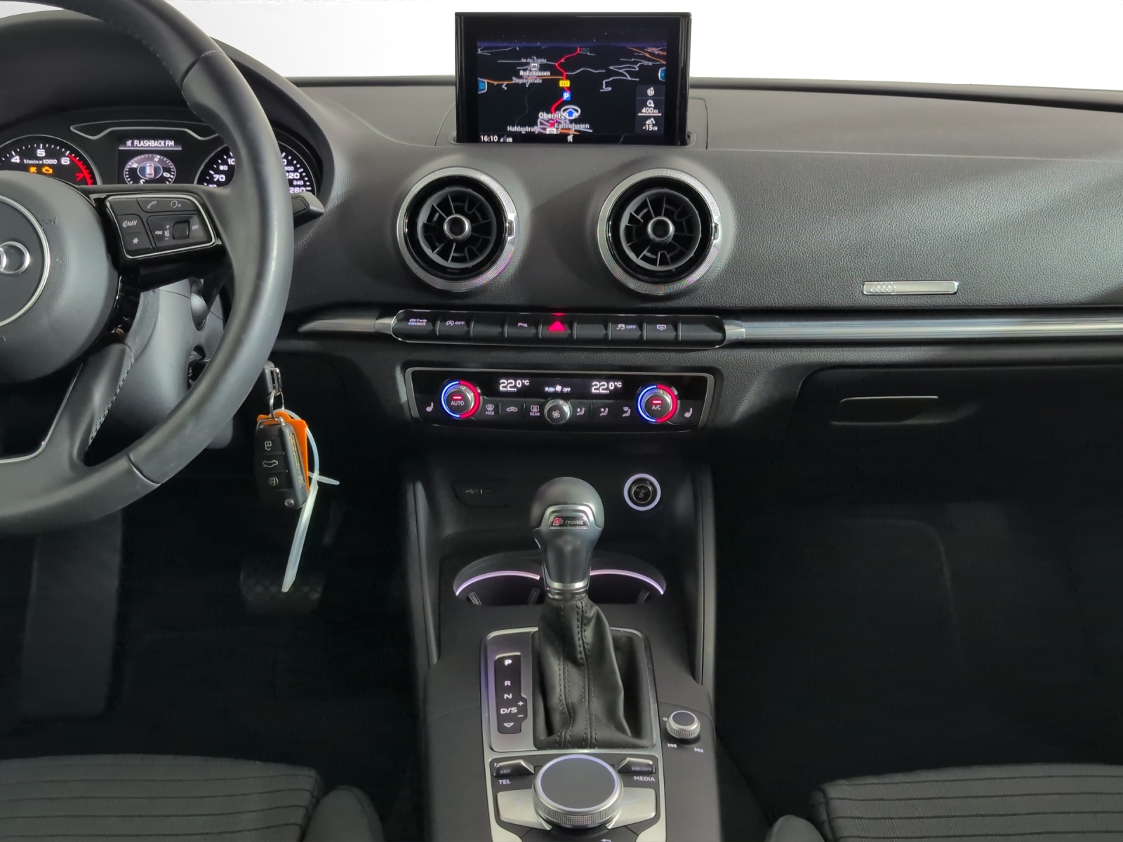 AUDI A3 Sportback 1.5 TFSI S-tronic Sport-image-10