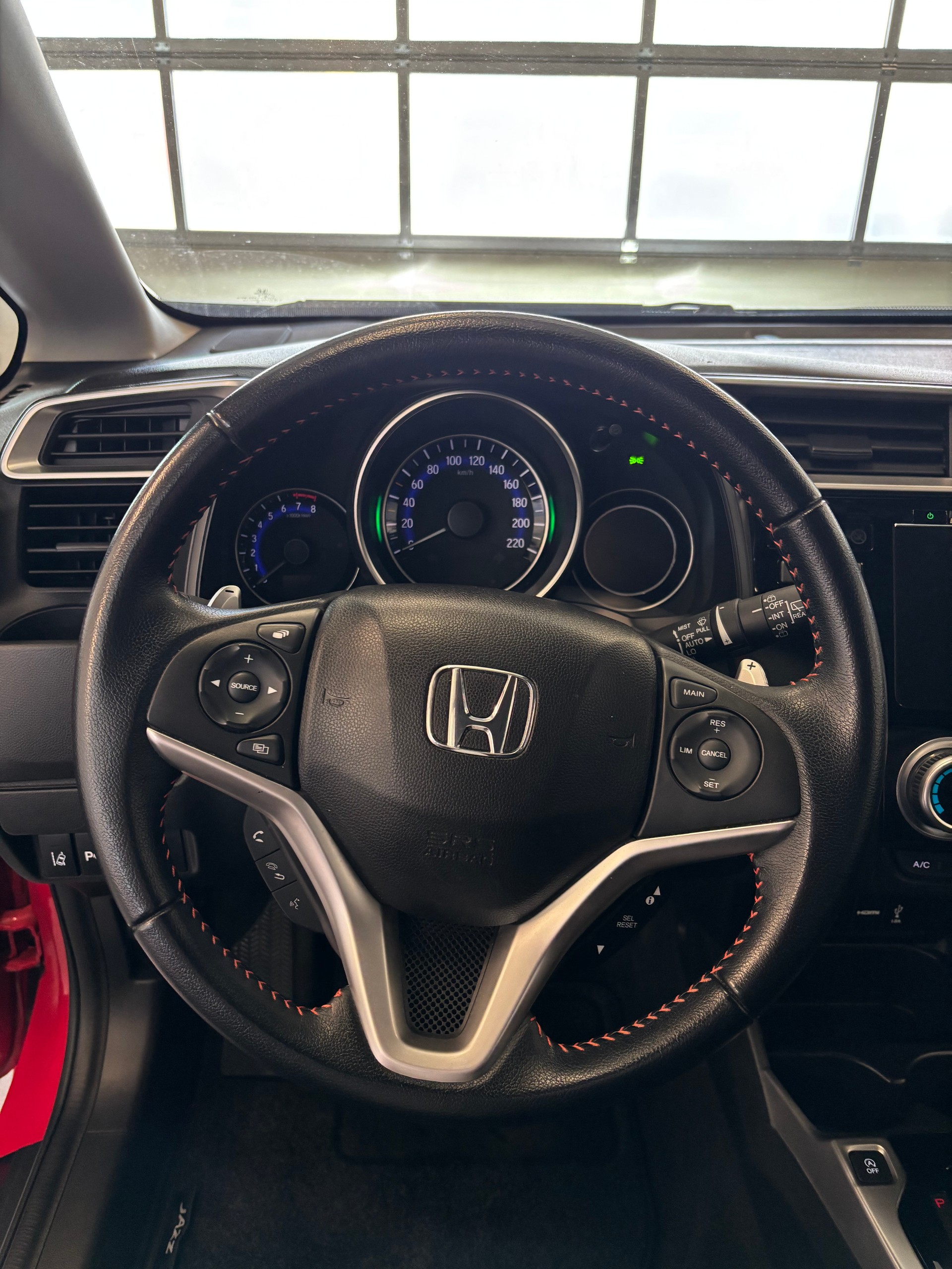 HONDA Jazz 1.5i-VTEC Dynamic CVT-image-8