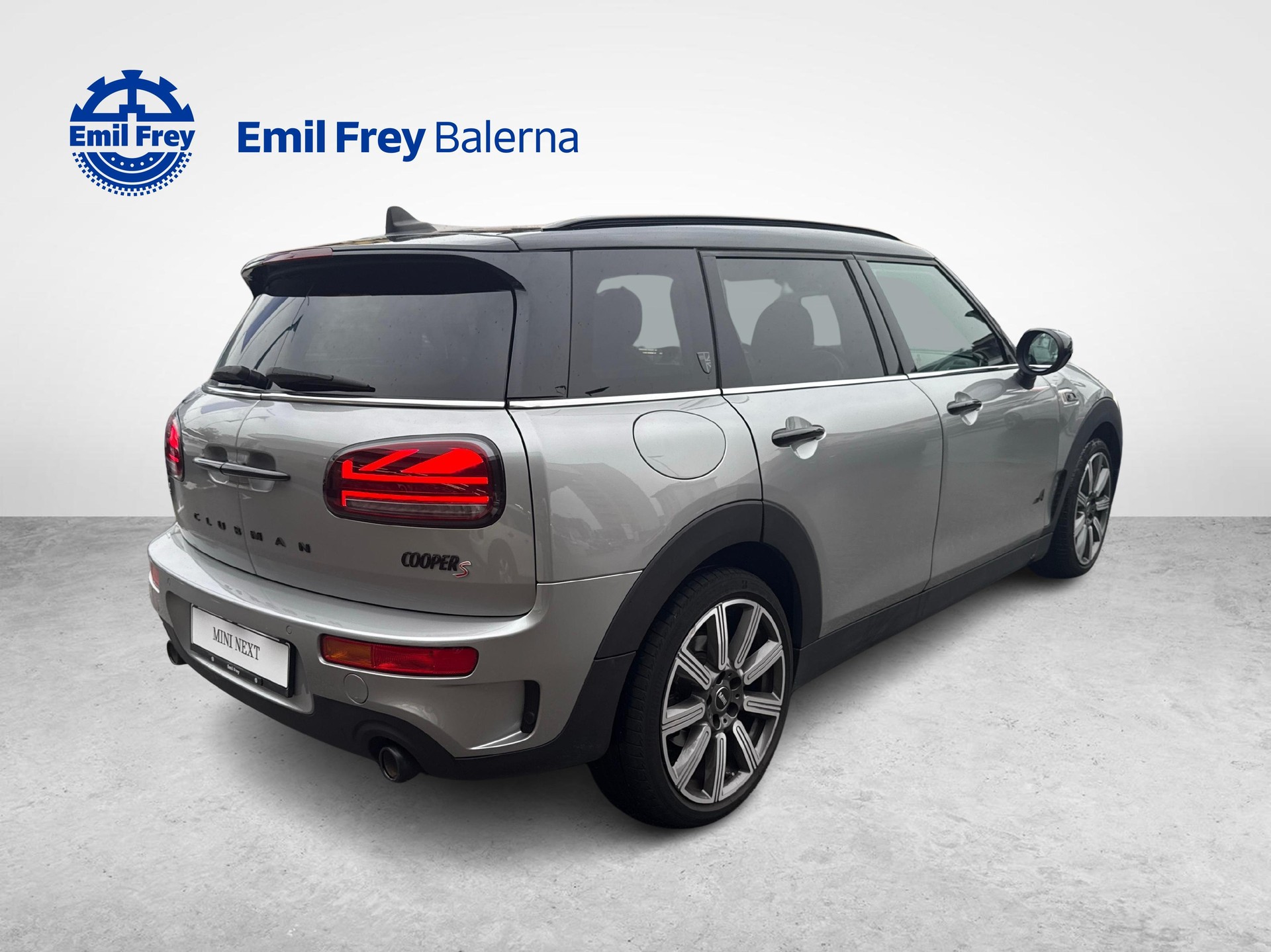 MINI Cooper S ALL4 Clubman F54-image-5