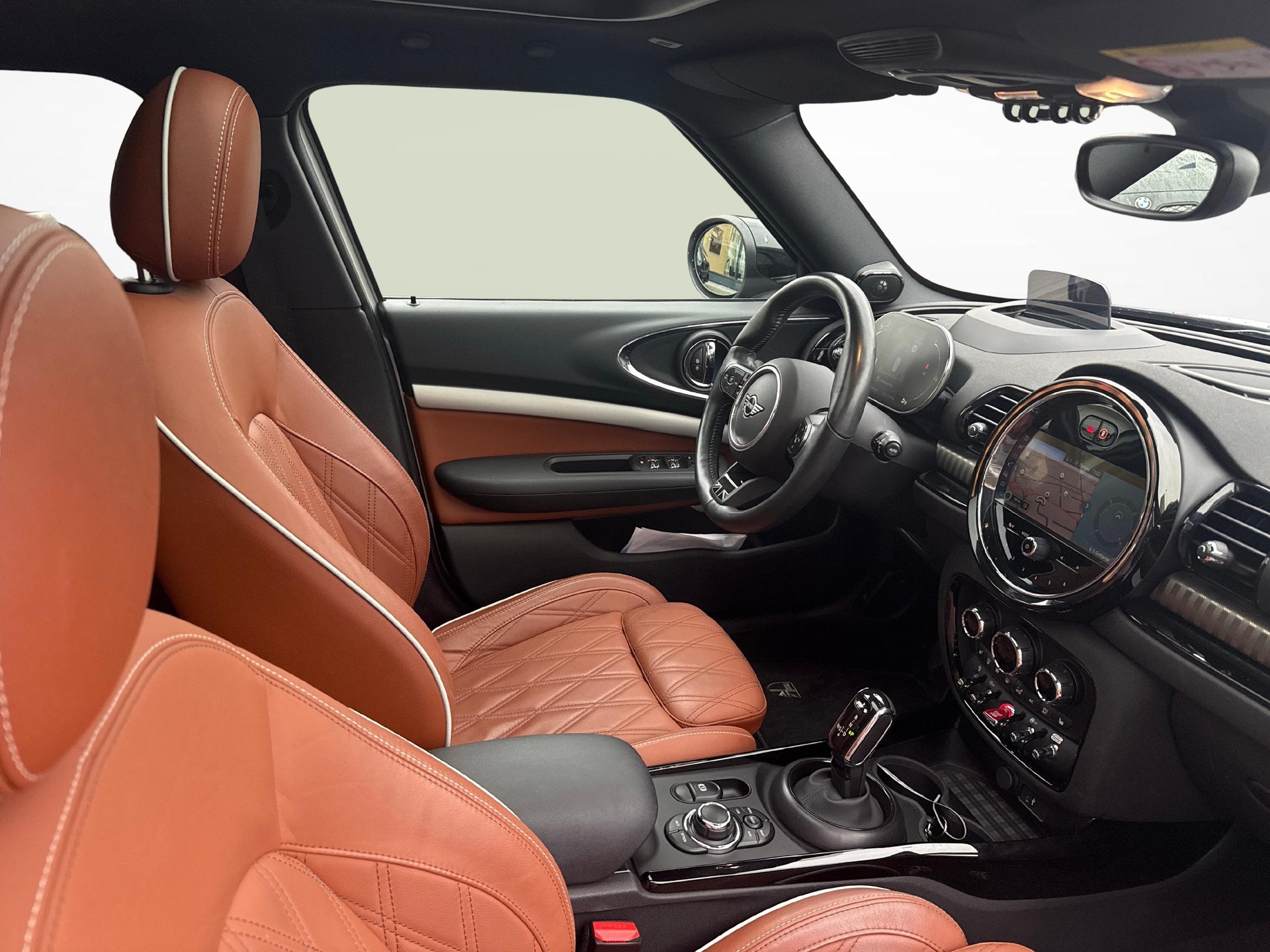 MINI Cooper S ALL4 Clubman F54-image-10