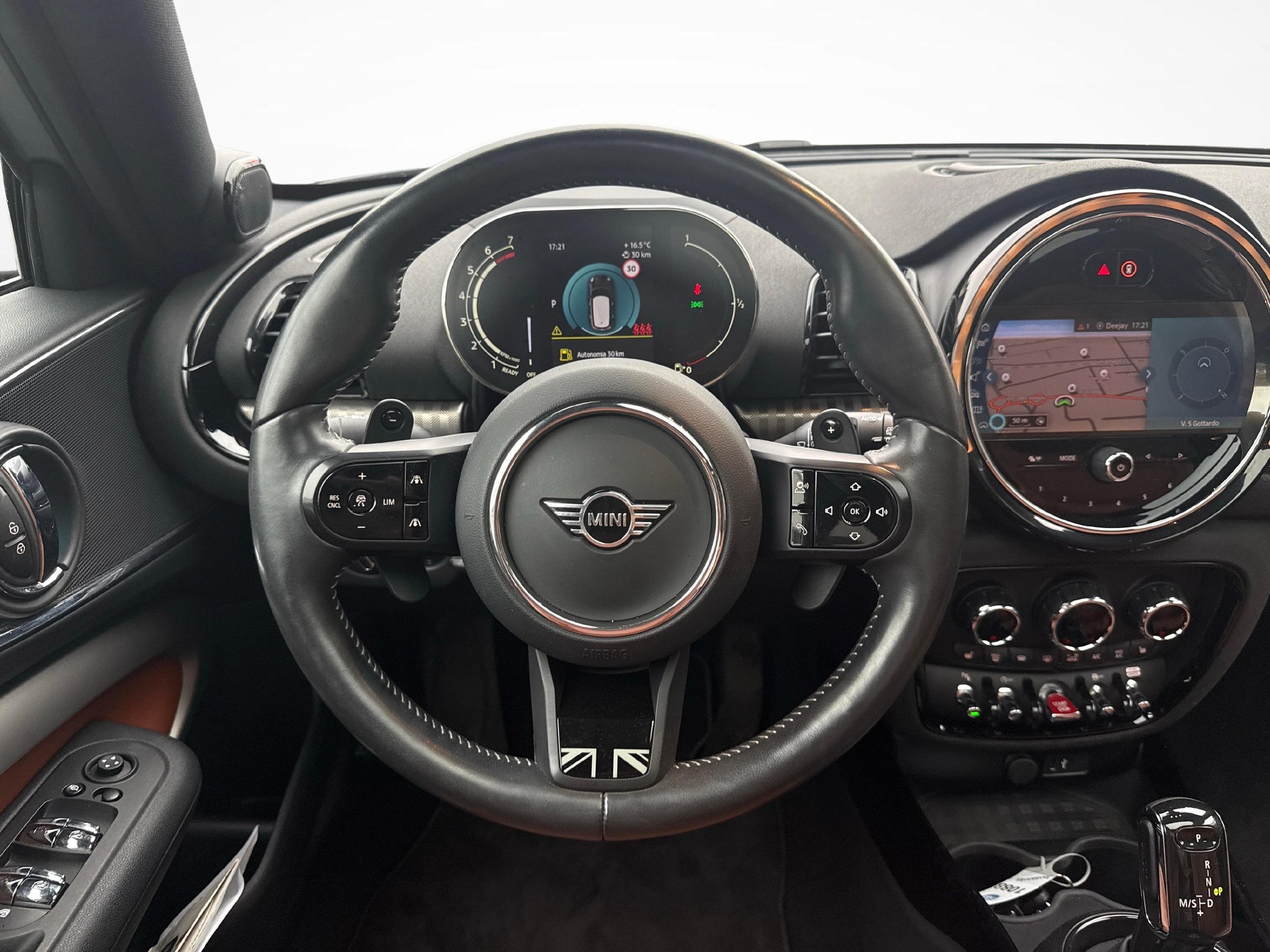 MINI Cooper S ALL4 Clubman F54-image-13