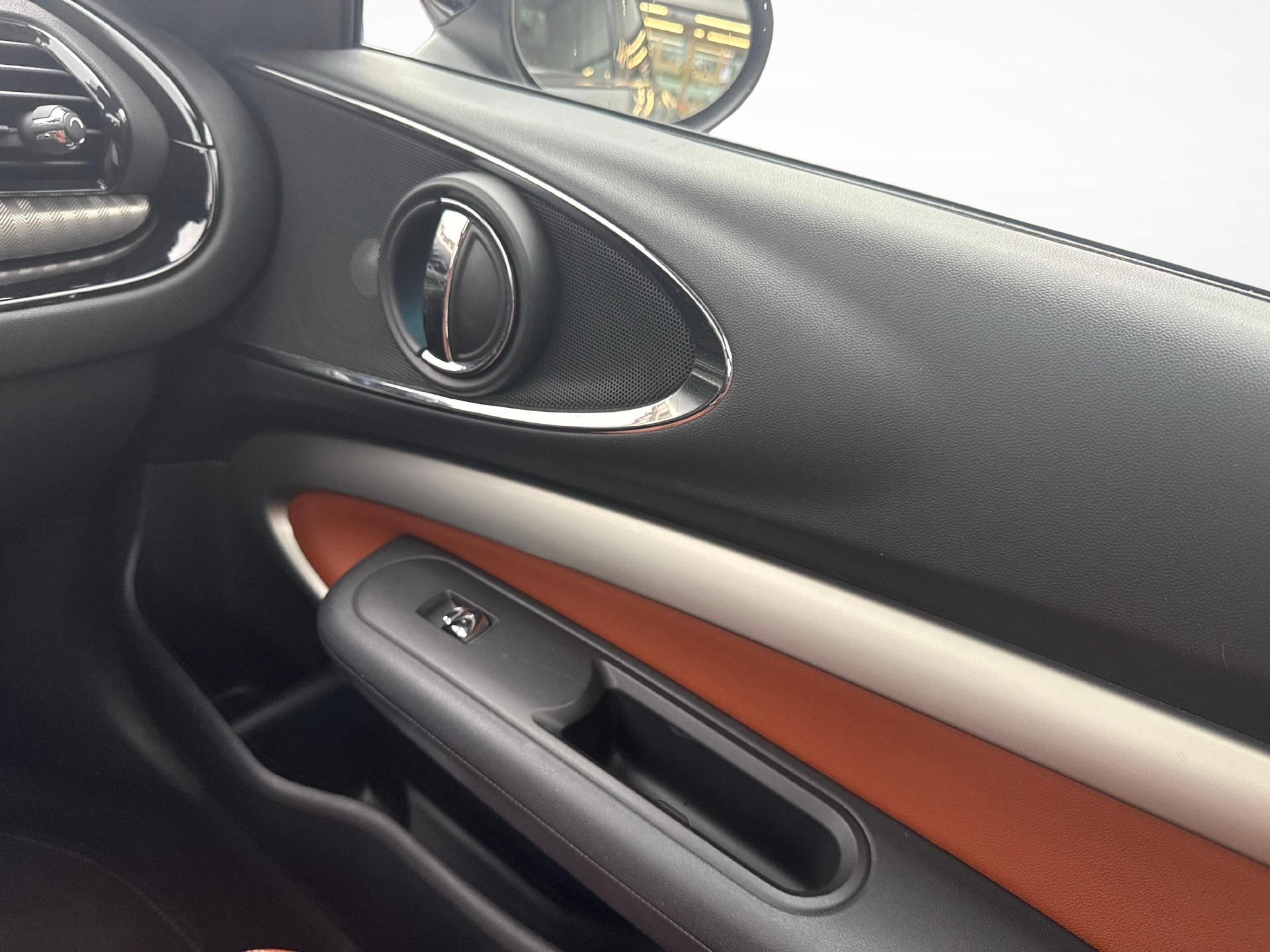 MINI Cooper S ALL4 Clubman F54-image-15