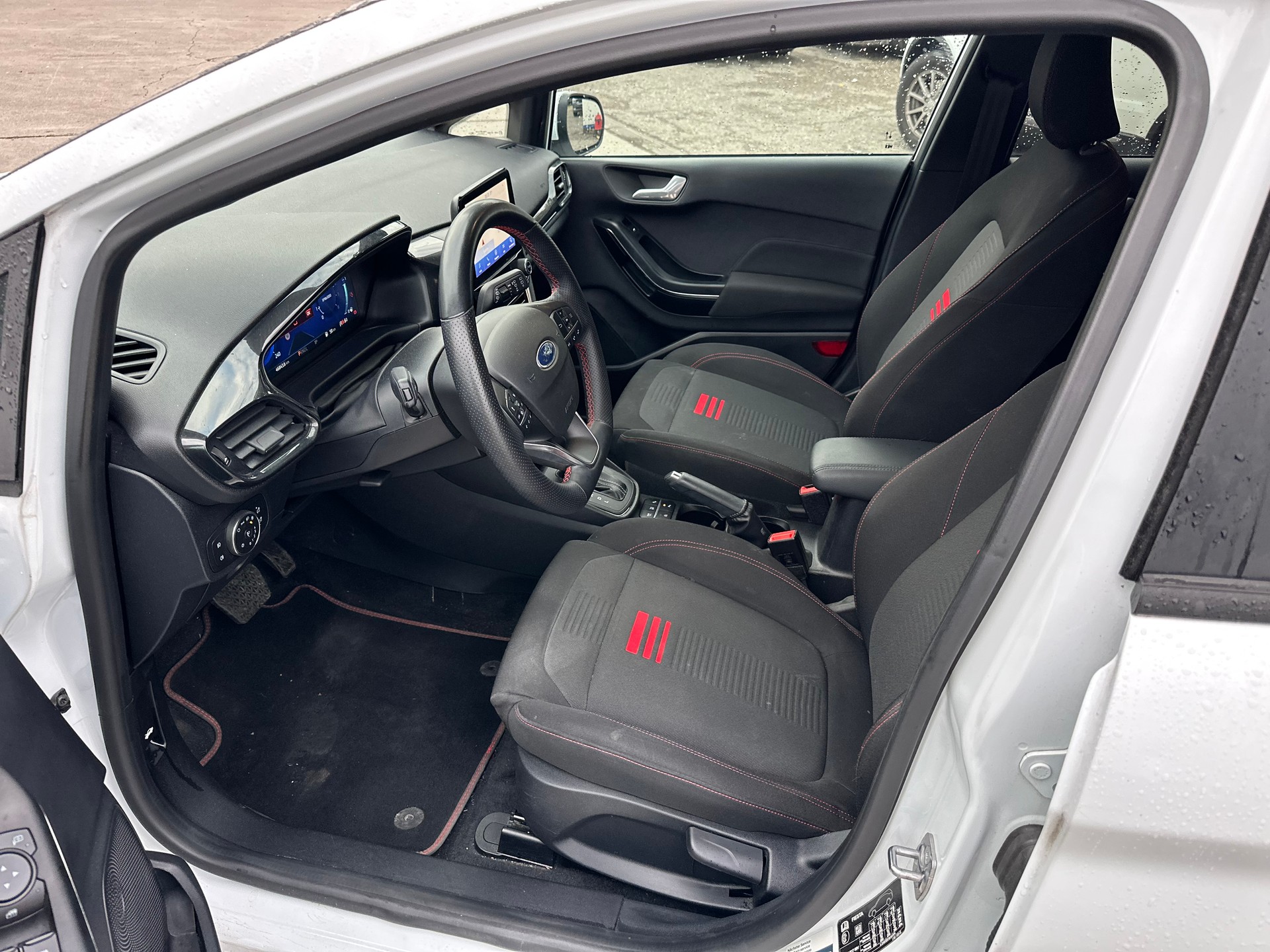 FORD Fiesta 1.0 SCTi MHEV ST Line Automat-image-11