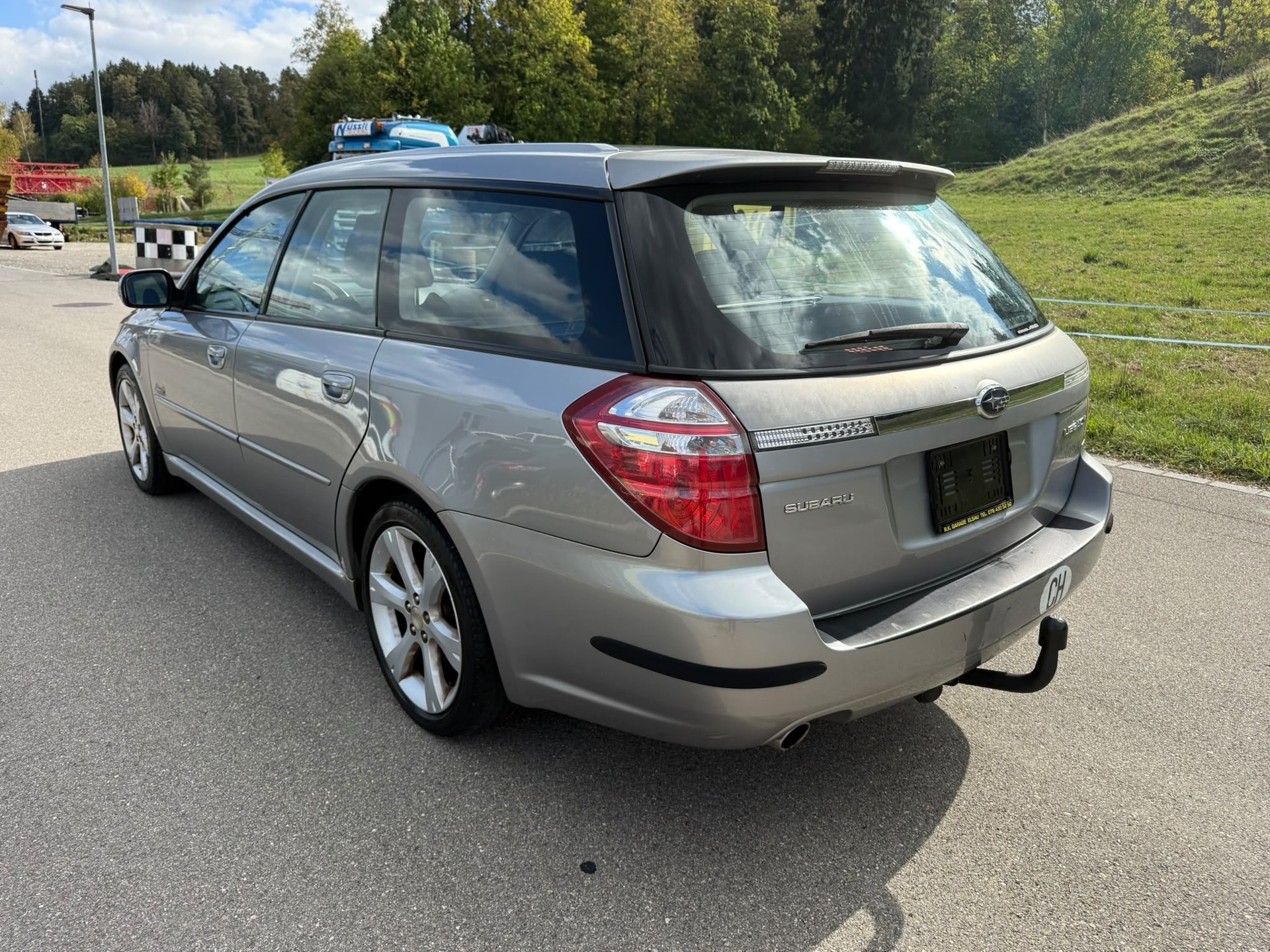 SUBARU Legacy 2.0R AWD Limited Automatic-image-4