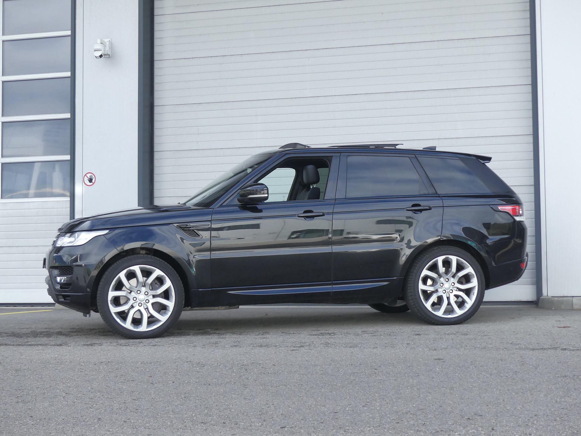 LAND ROVER RR Sport 3.0SDV6 HSE Dyn.-image-3