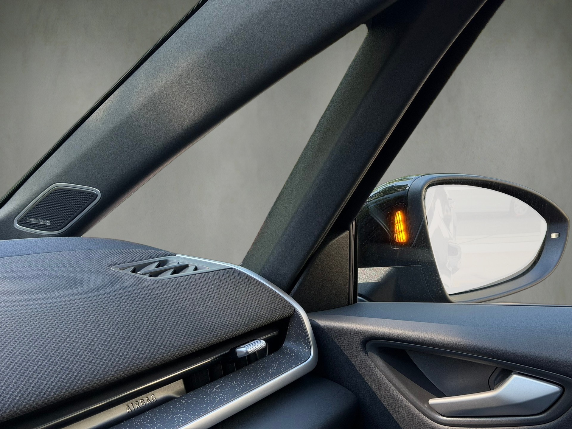 VW ID.3 Neo 79 kWh 231 PS Style-image-29