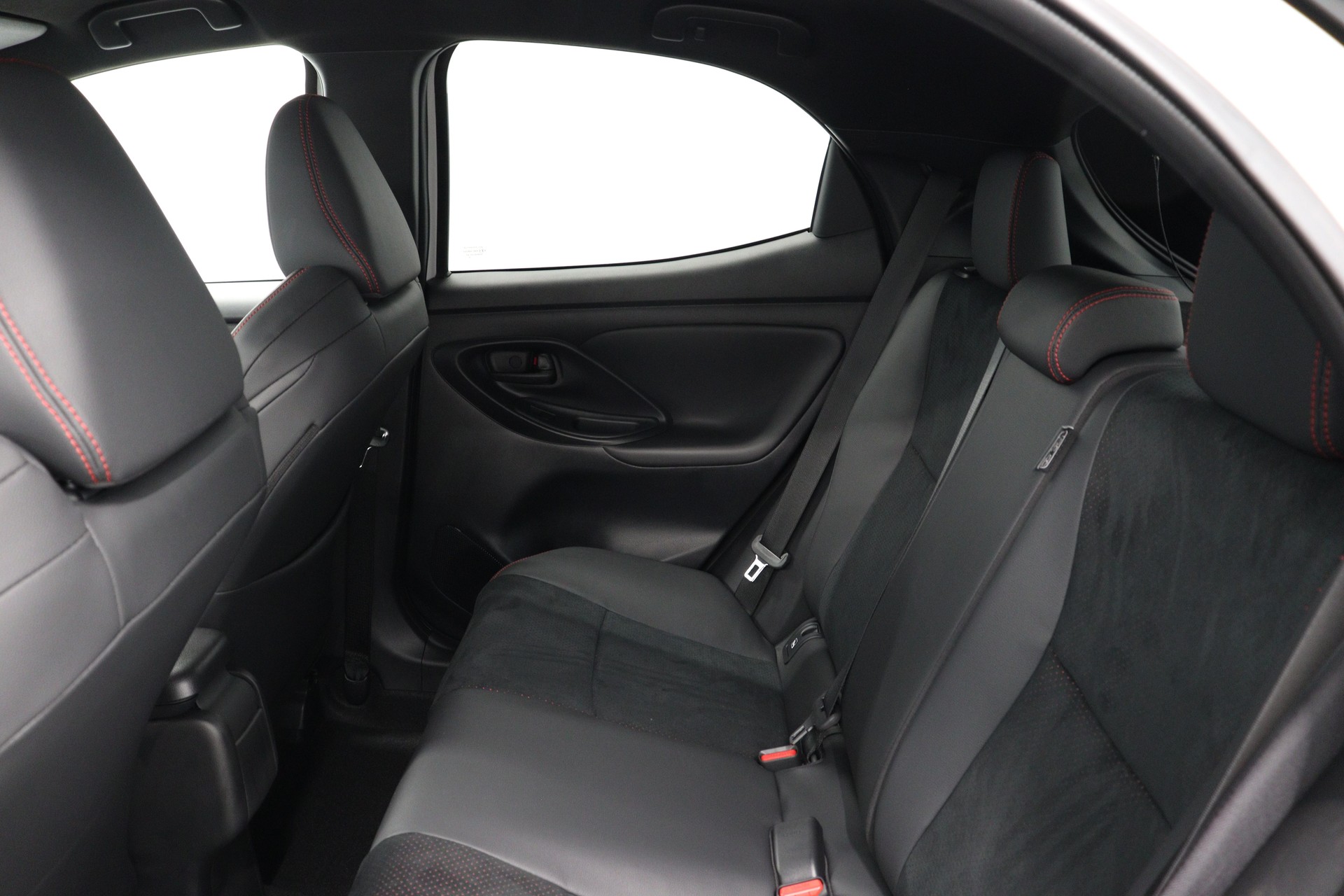 TOYOTA Yaris 1.5 VVT-i HSD GR Sport-image-9