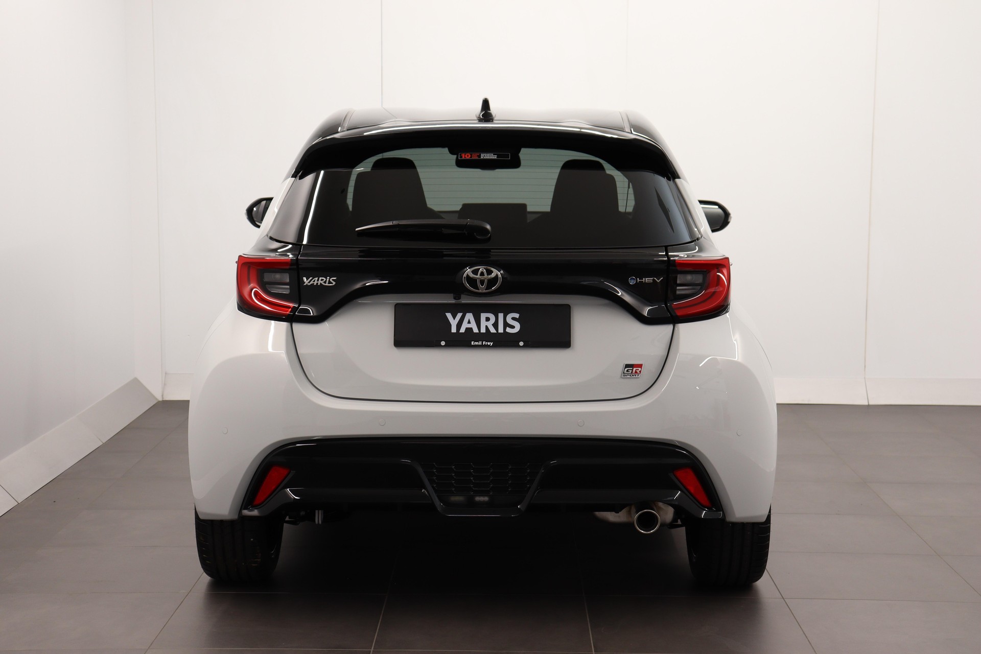TOYOTA Yaris 1.5 VVT-i HSD GR Sport-image-4