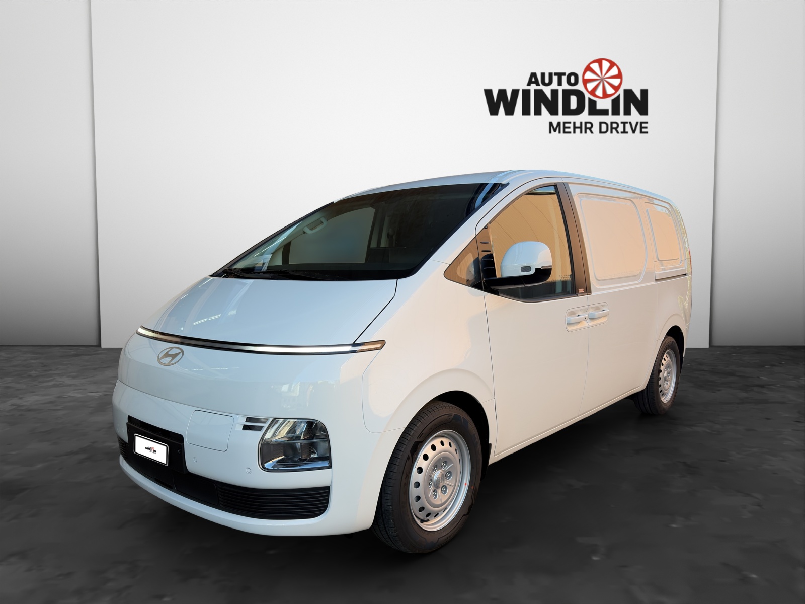HYUNDAI Staria Cargo 3P 84 kWh Amplia Design-image-1
