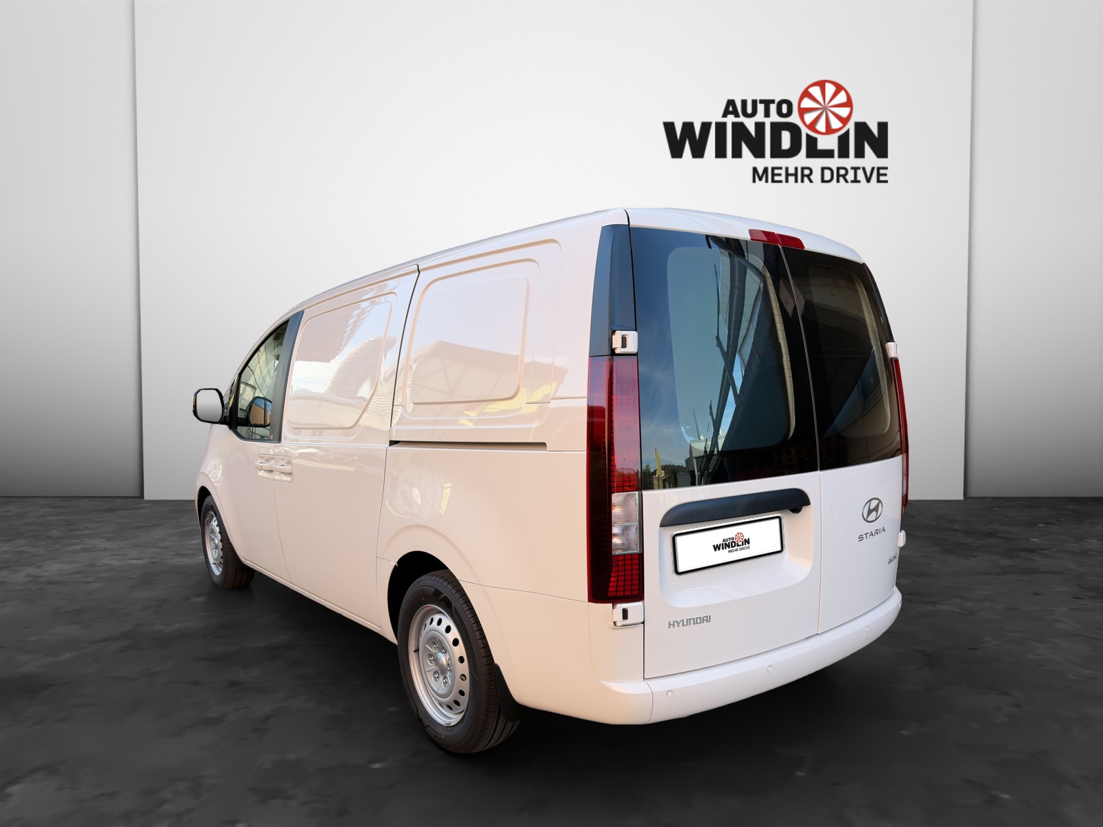 HYUNDAI Staria Cargo 3P 84 kWh Amplia Design-image-2